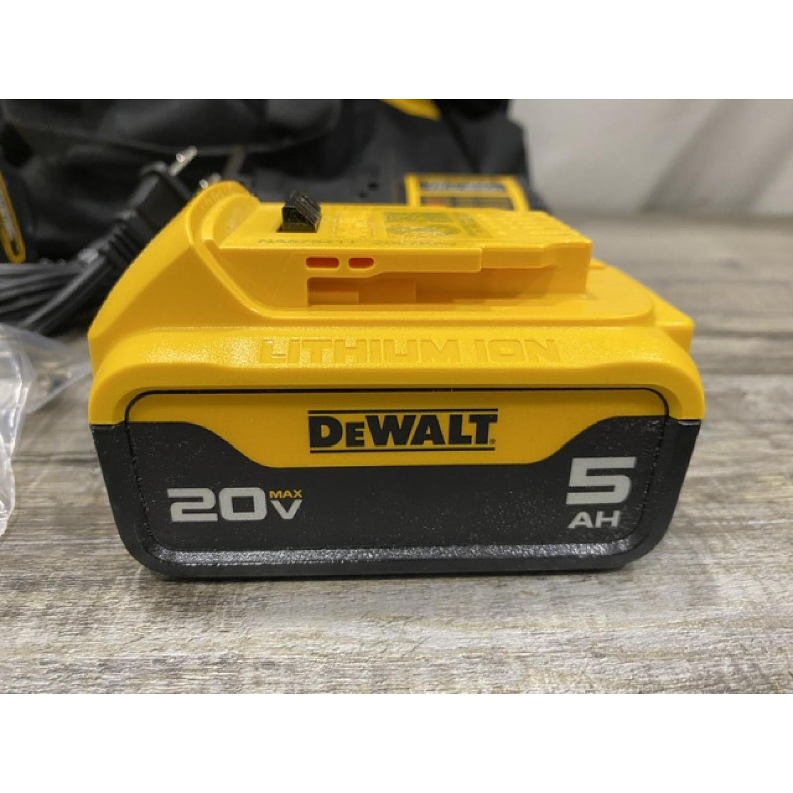 AS-IS DEWALT ATOMIC 20V Cordless 1/2 in. Compact Hammer Drill Kit
