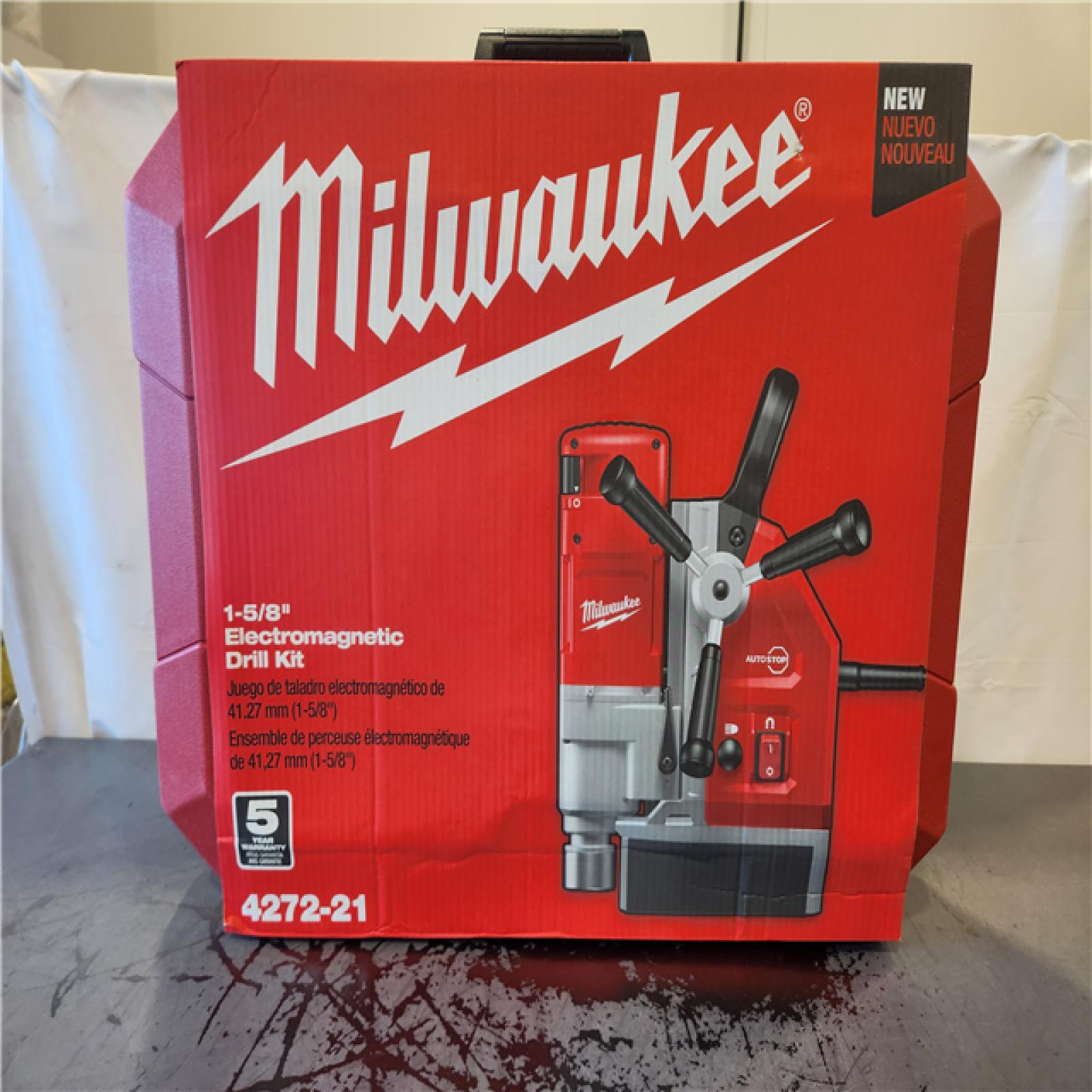 LIKE-NEW- 13 Amp 1-5/8 in. Electromagnetic Drill Kit