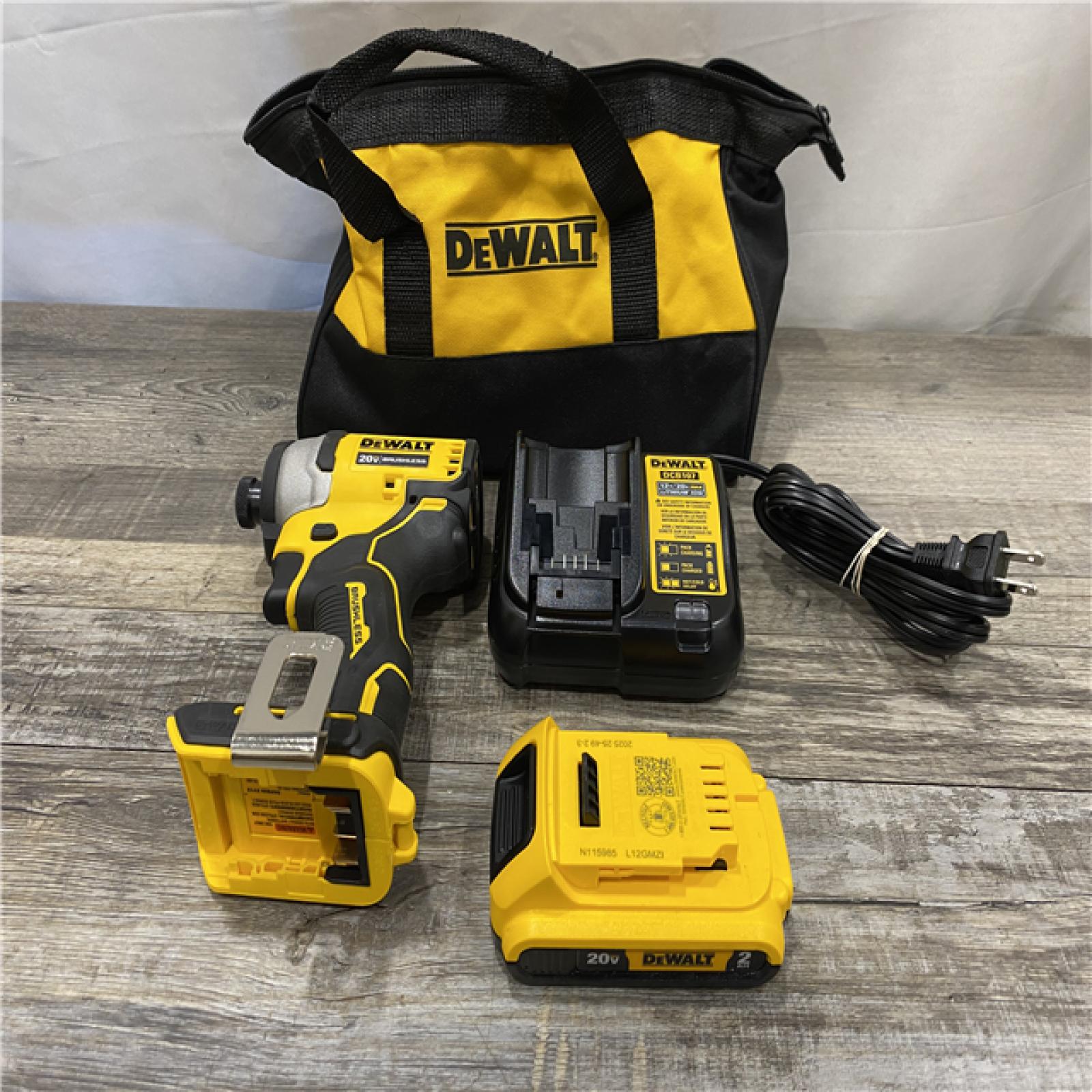AS-IS DEWALT Atomic 20V Max Lithium-Ion Brushless Cordless Compact 1/4 in. Impact Driver Kit