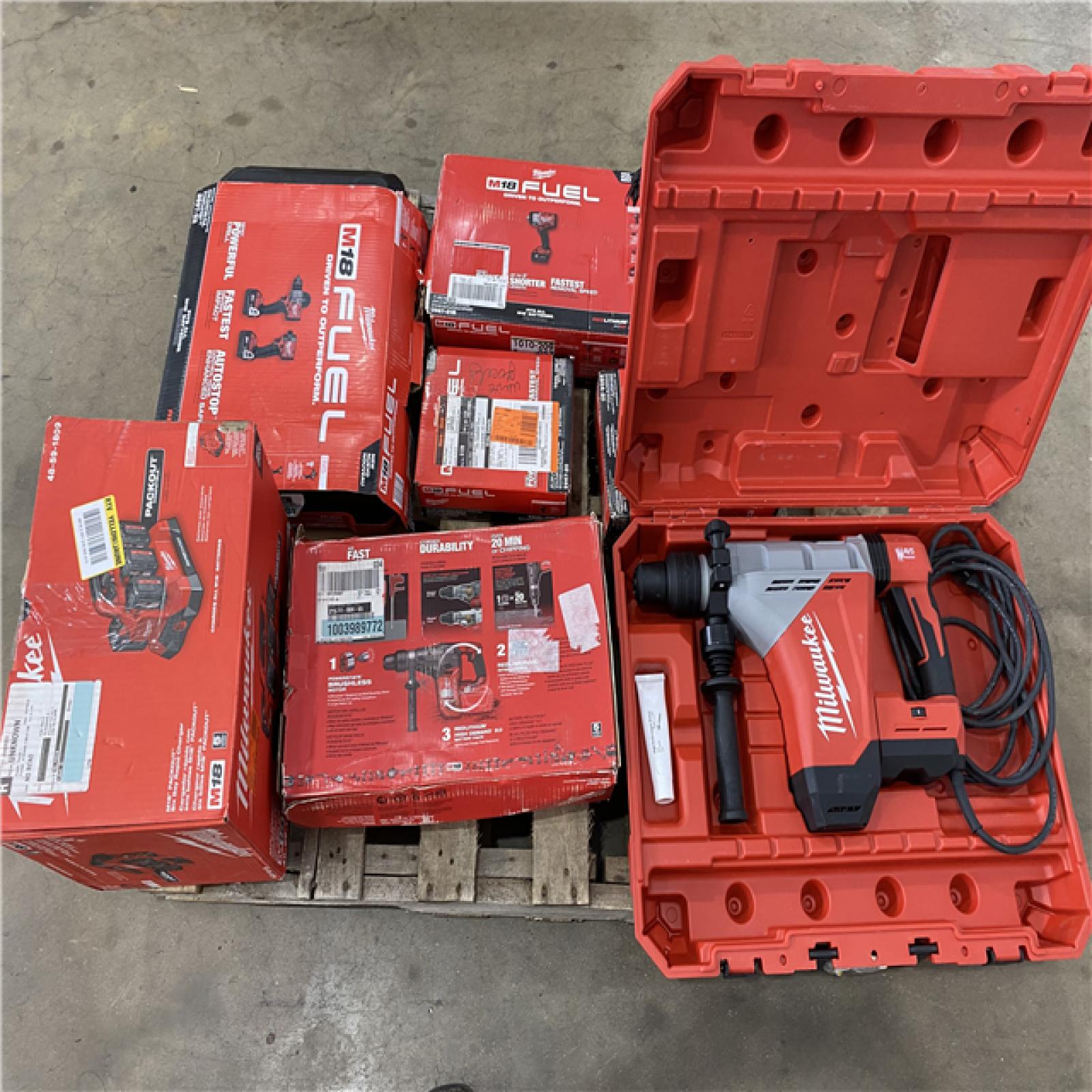 Houston Location AS IS - Tool Pallet