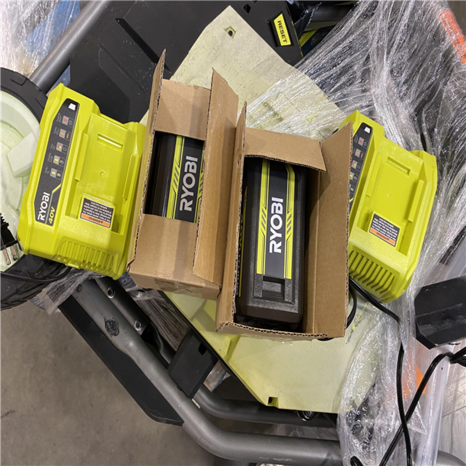 Dallas Location - As-Is RYOBI 40V HP Brushless 12-Ton Kinetic Battery Electric Log Splitter Kit - 4.0Ah Battery and Charger Included(Lot Of 2)