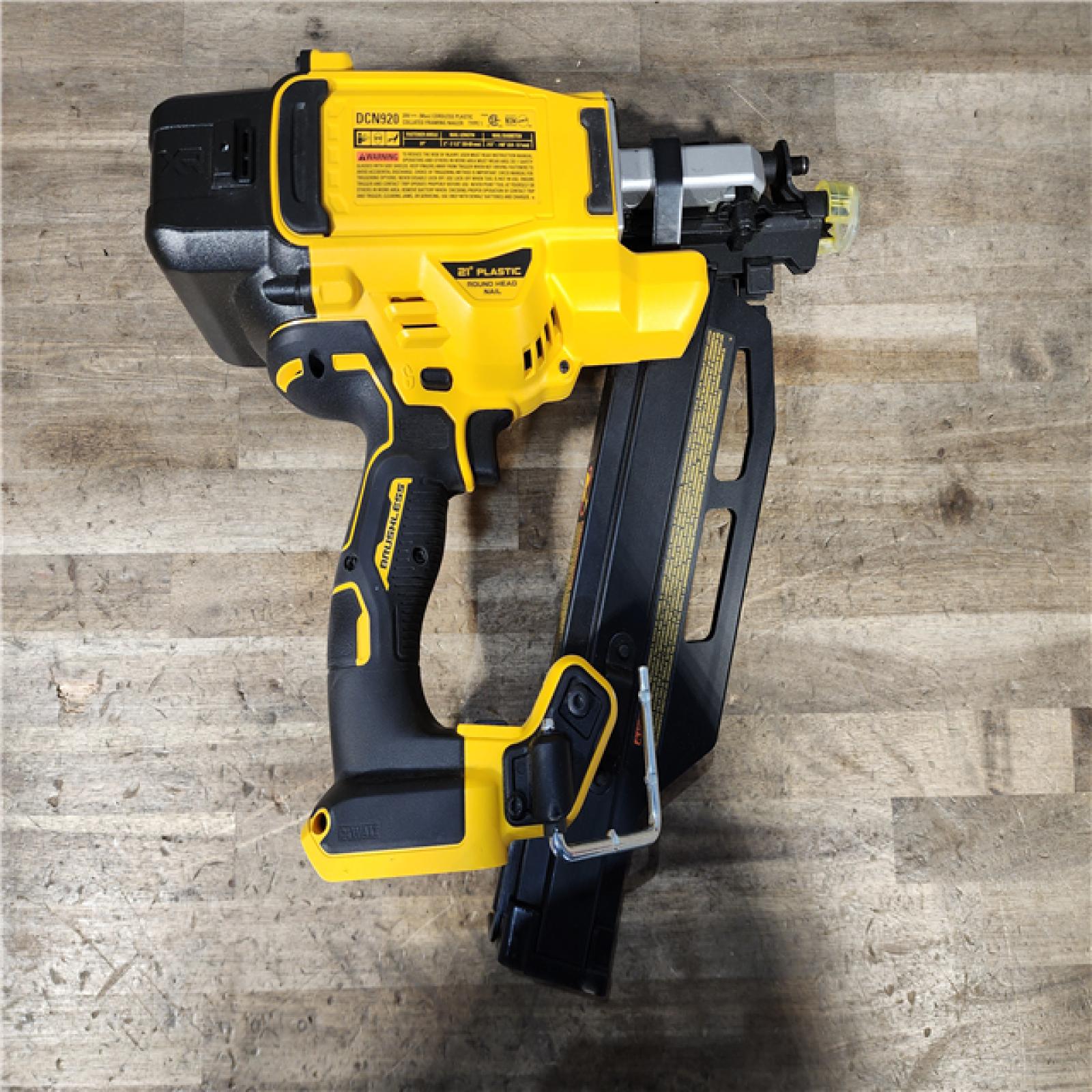 HOUSTON LOCATION - AS-IS (APPEARS LIKE NEW) DEWALT 20-Volt 21° Cordless Framing Nailer (Tool-Only)