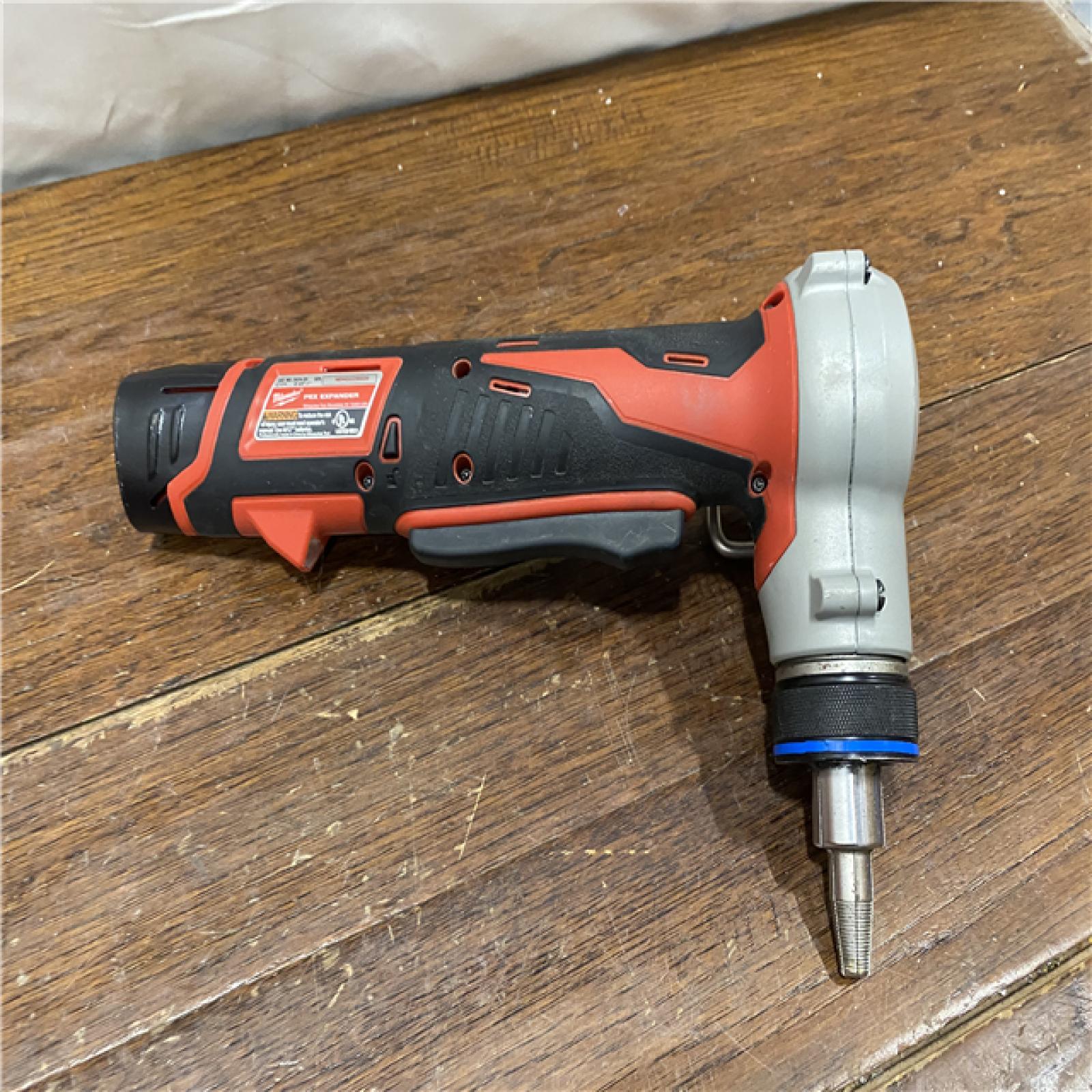 AS-IS M12 12-Volt Lithium-Ion Cordless PEX Expansion Tool Kit with (2) 1.5 Ah Batteries, (3) Expansion Heads and Hard Case