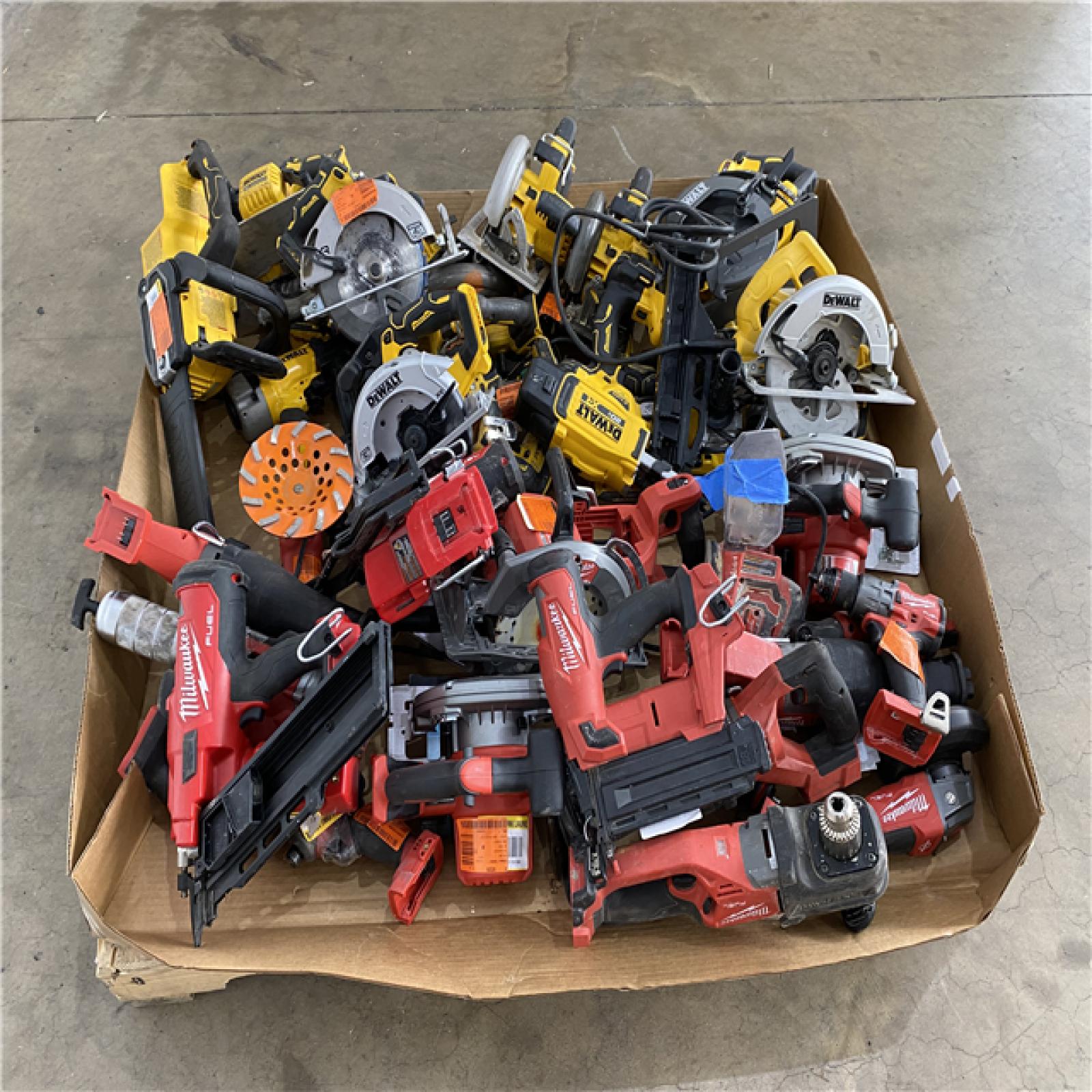 Houston Location AS IS - Tool Pallet