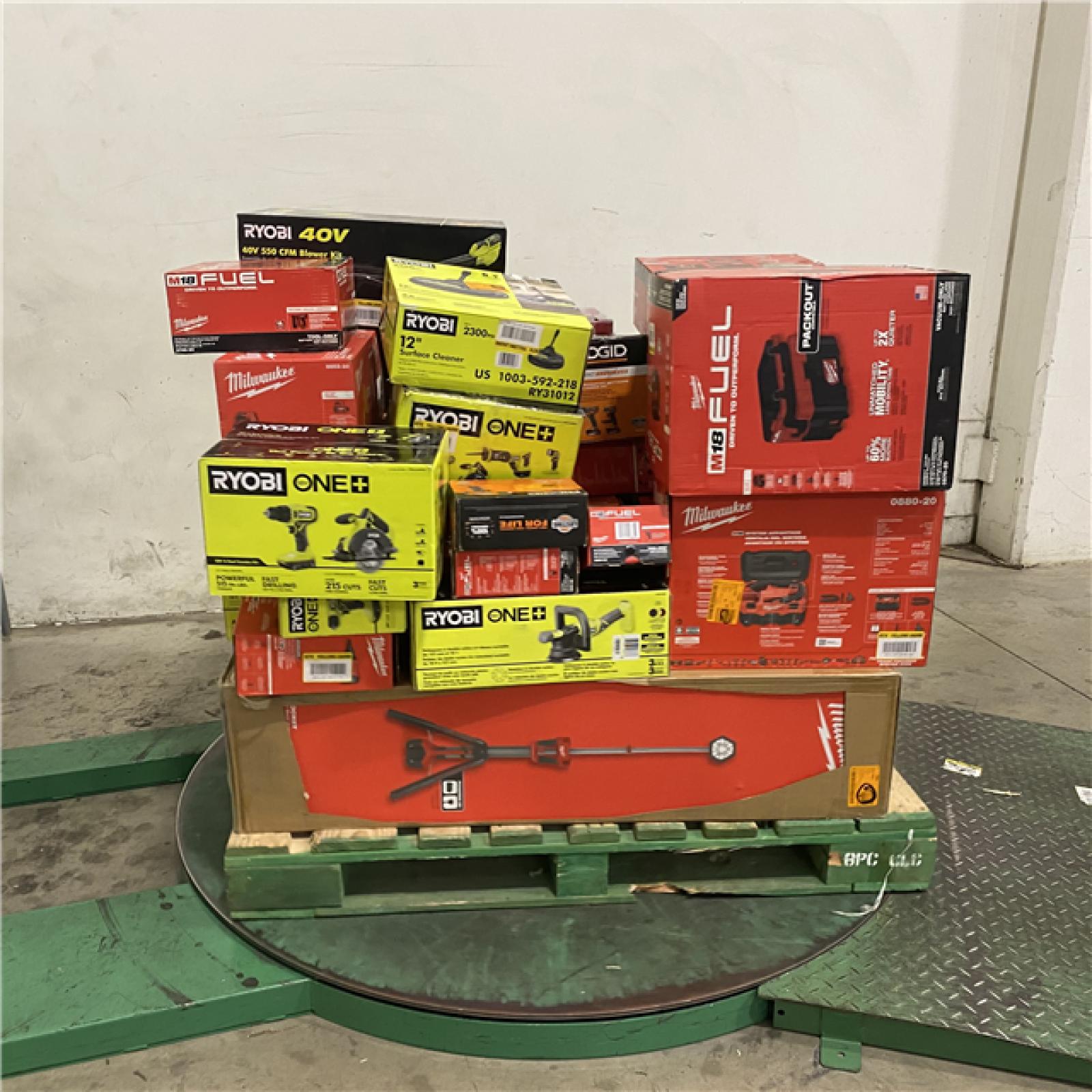 Dallas Location - As-Is Tool Pallet