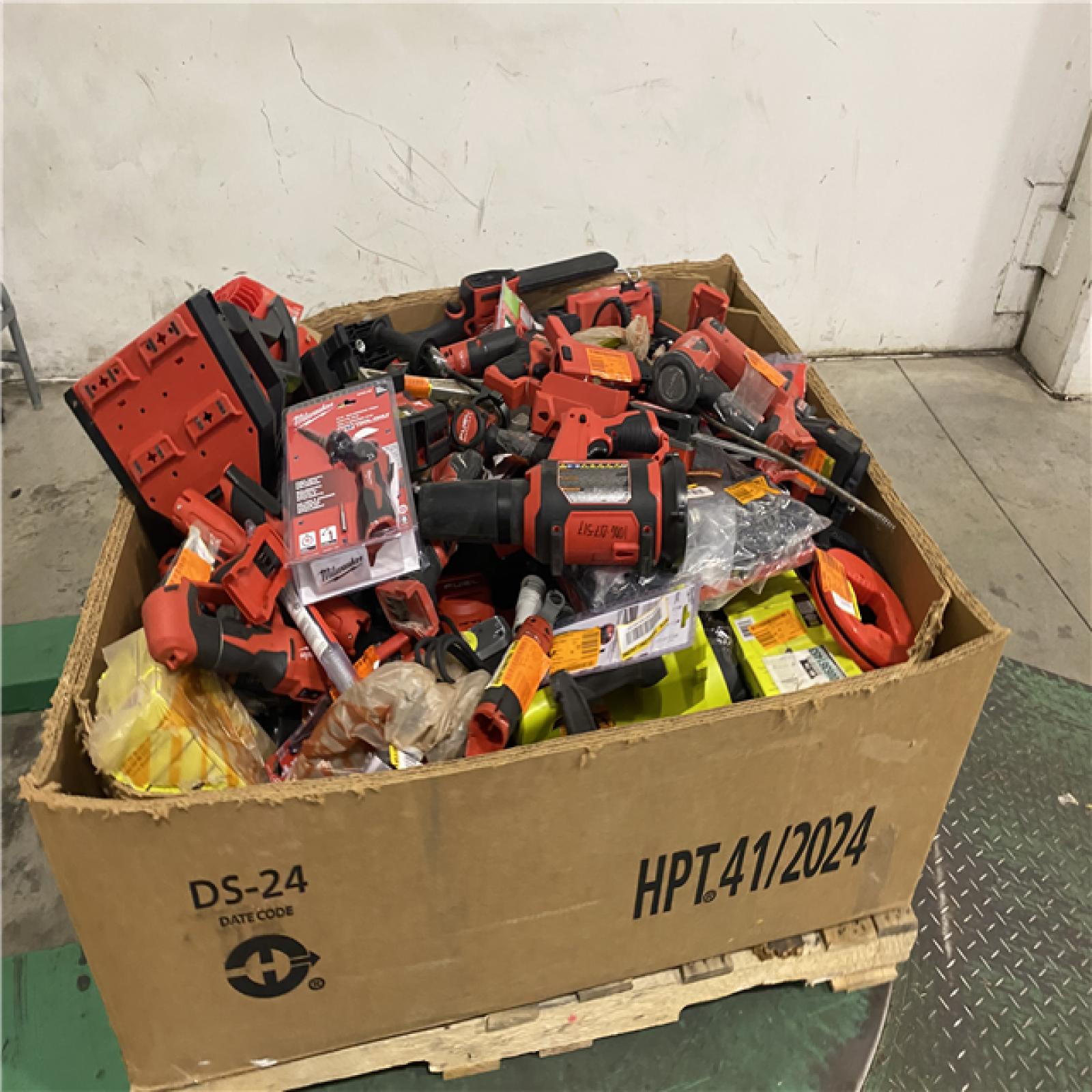 Dallas Location - As-Is Tool Pallet