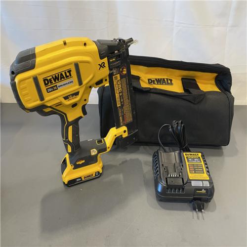 Like New! - DEWALT 20V MAX XR 18 Gauge Brad Nailer Kit