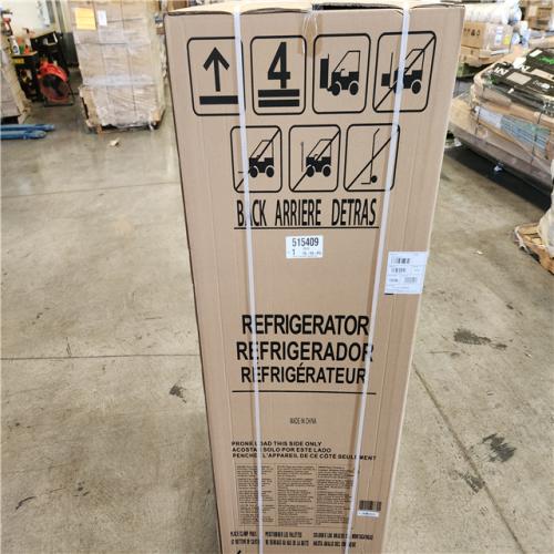Phoenix Location NEW Frigidaire 27.6 in. 14 cu. ft. Top Freezer Refrigerator in Black, ENERGY STAR (Sealed)
