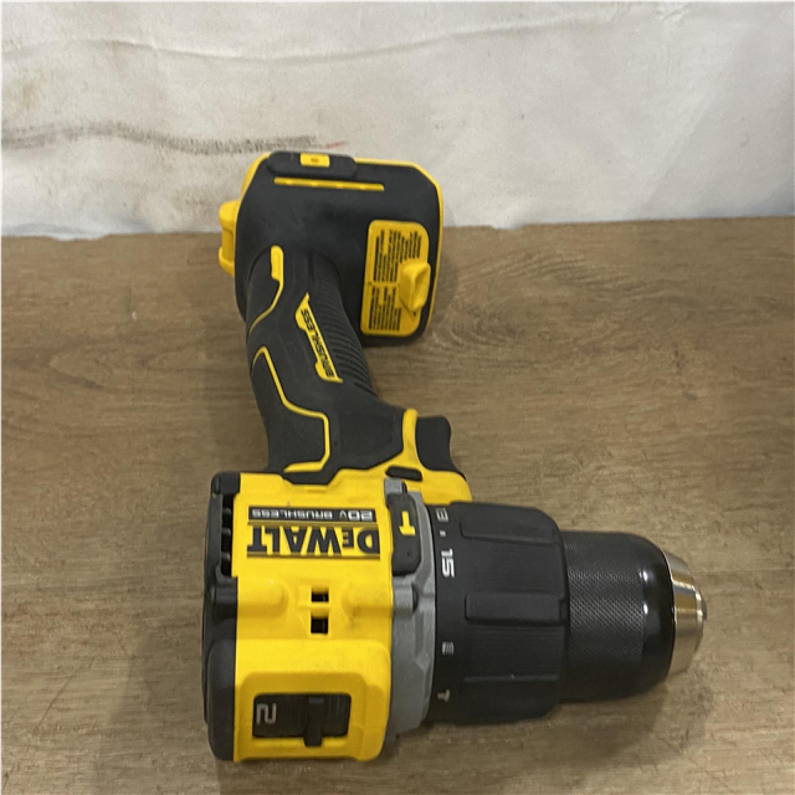 AS-IS DEWALT ATOMIC 20V Lithium-Ion Cordless 1/2 in. Hammer Drill Kit
