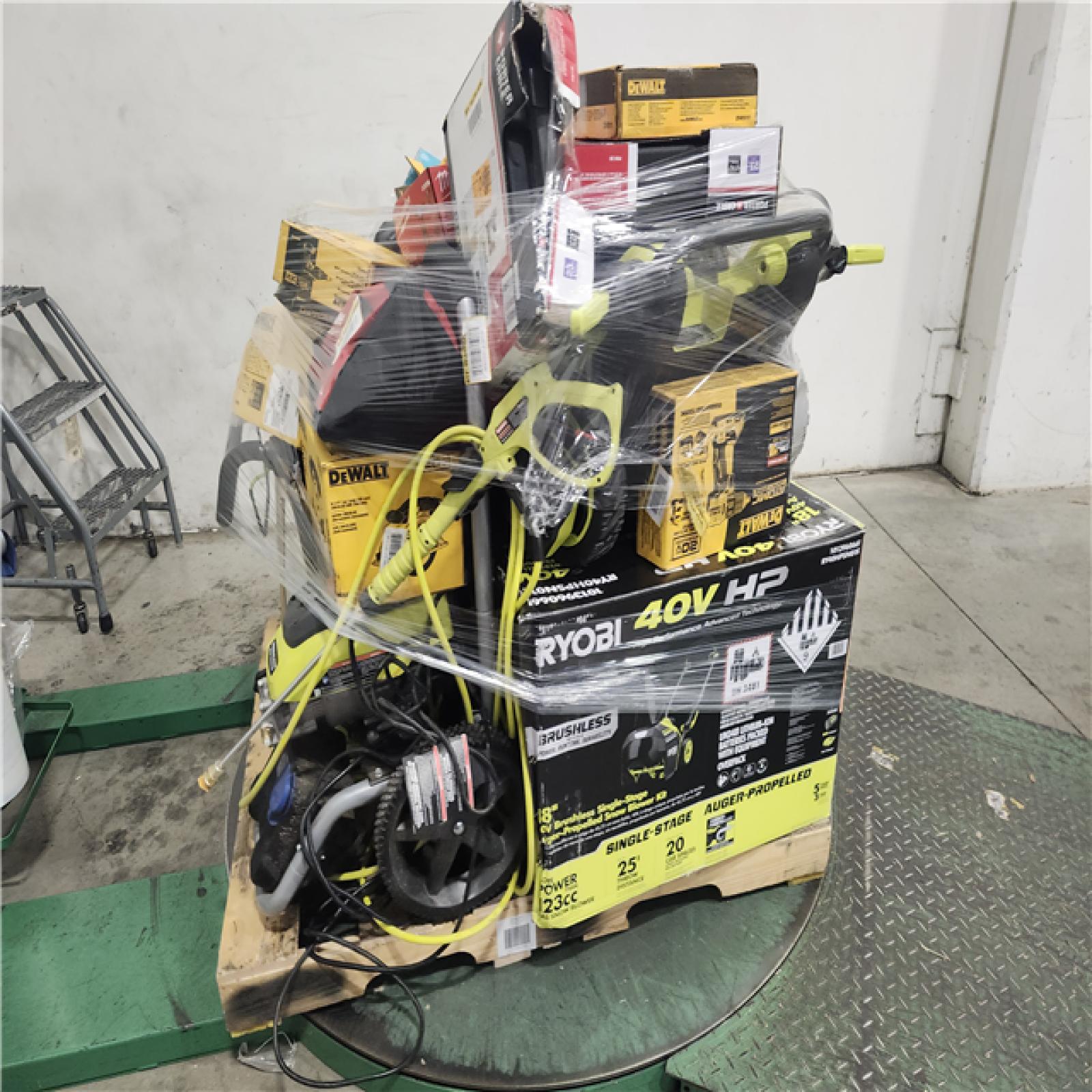 Dallas Location - As-Is Tool Pallet