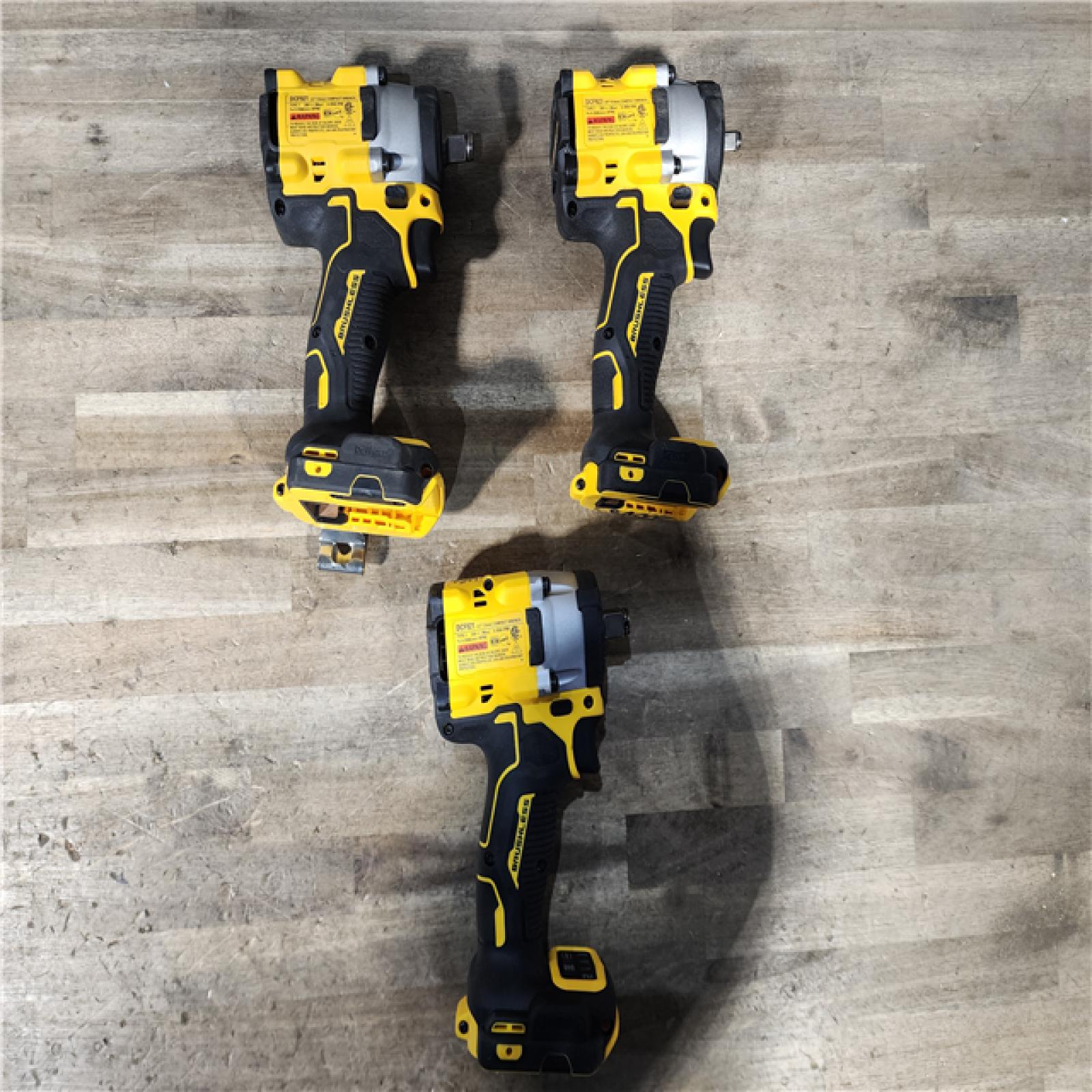 HOUSTON LOCATION - AS-IS DEWALT 3 TOOL COMBO KIT W/ (2) BATTERY & CHARGER