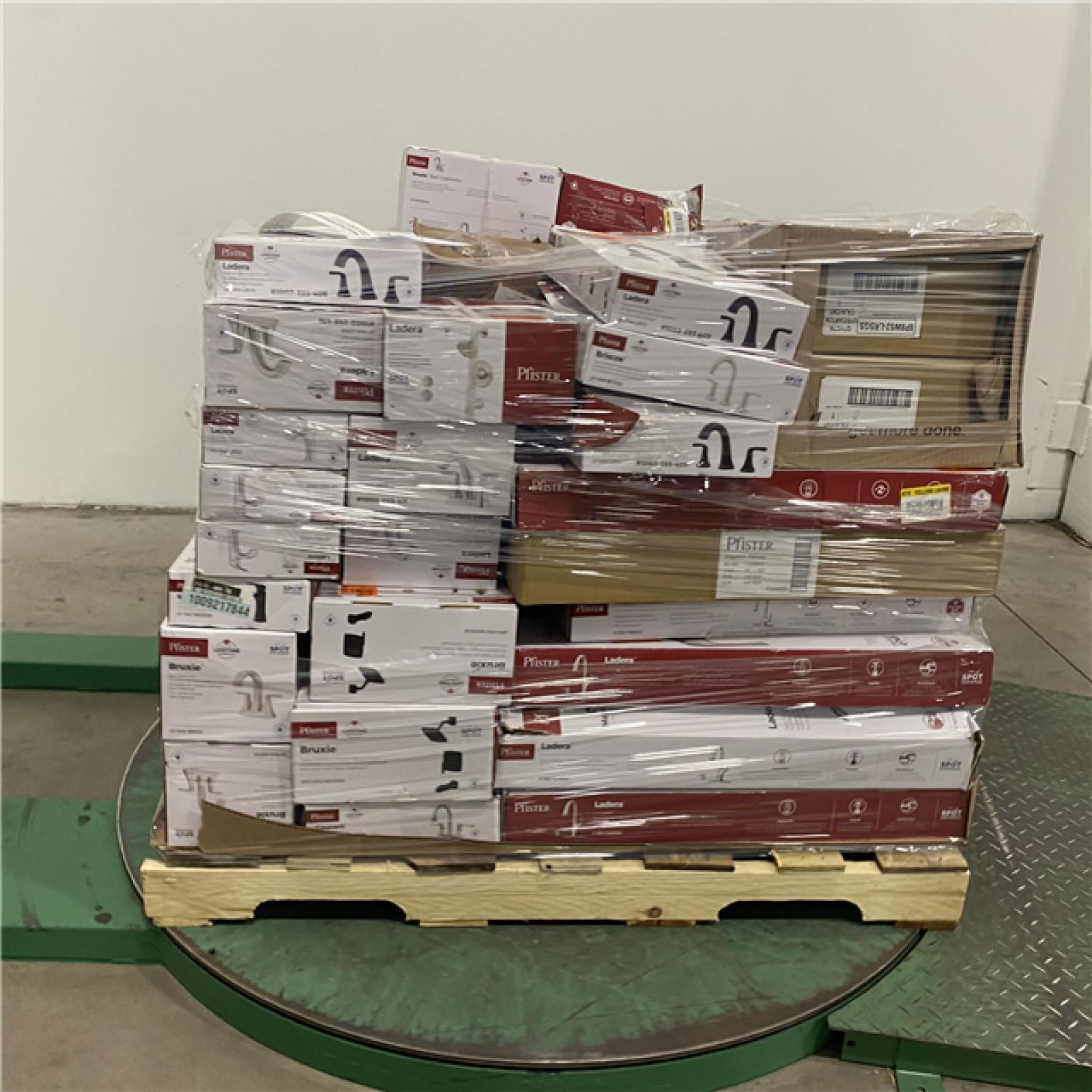 Dallas Location - As-Is Bath & Kitchen Faucets Palllet