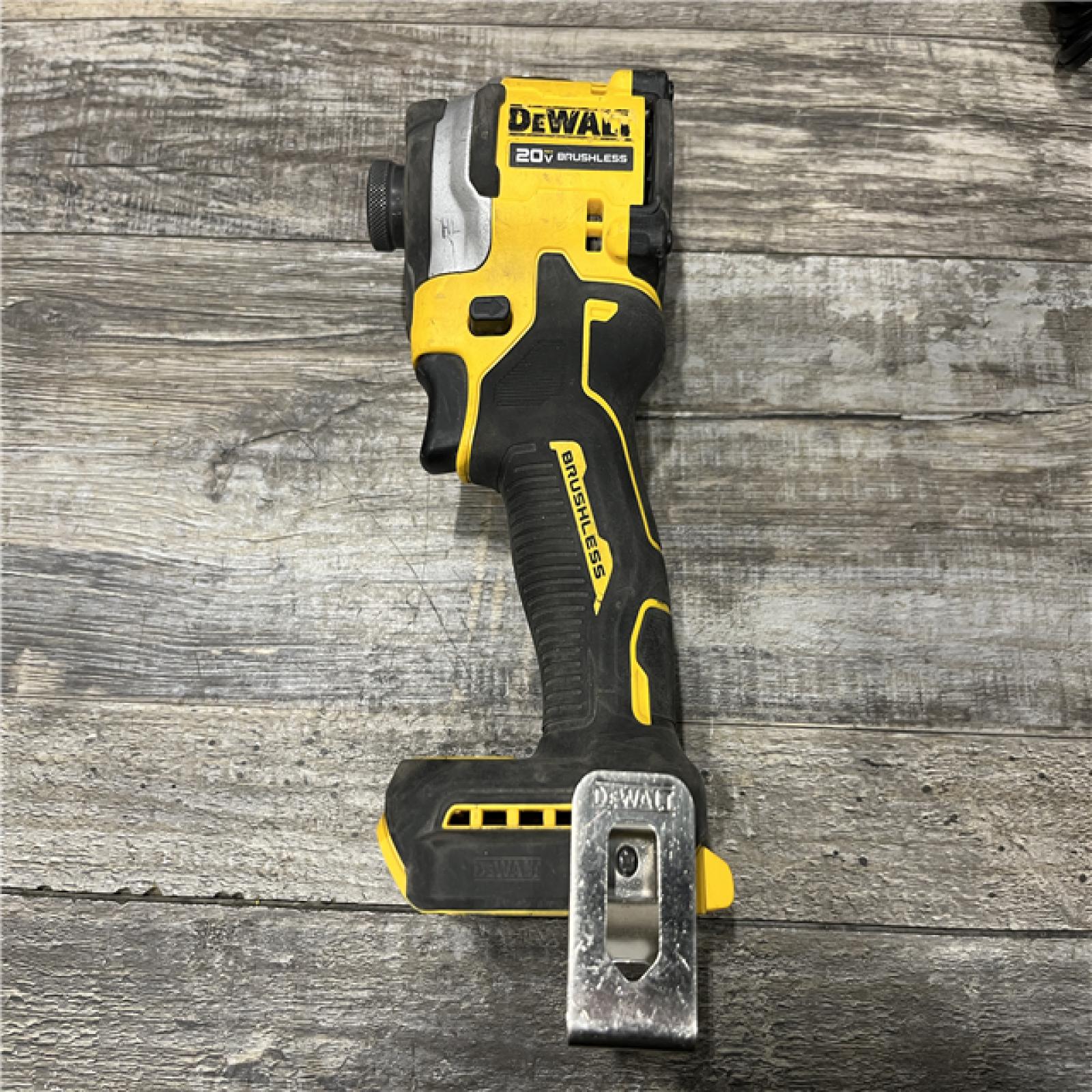 AS-IS DEWALT ATOMIC 20V MAX Lithium-Ion Cordless 1/4 in. Brushless Impact Driver Kit