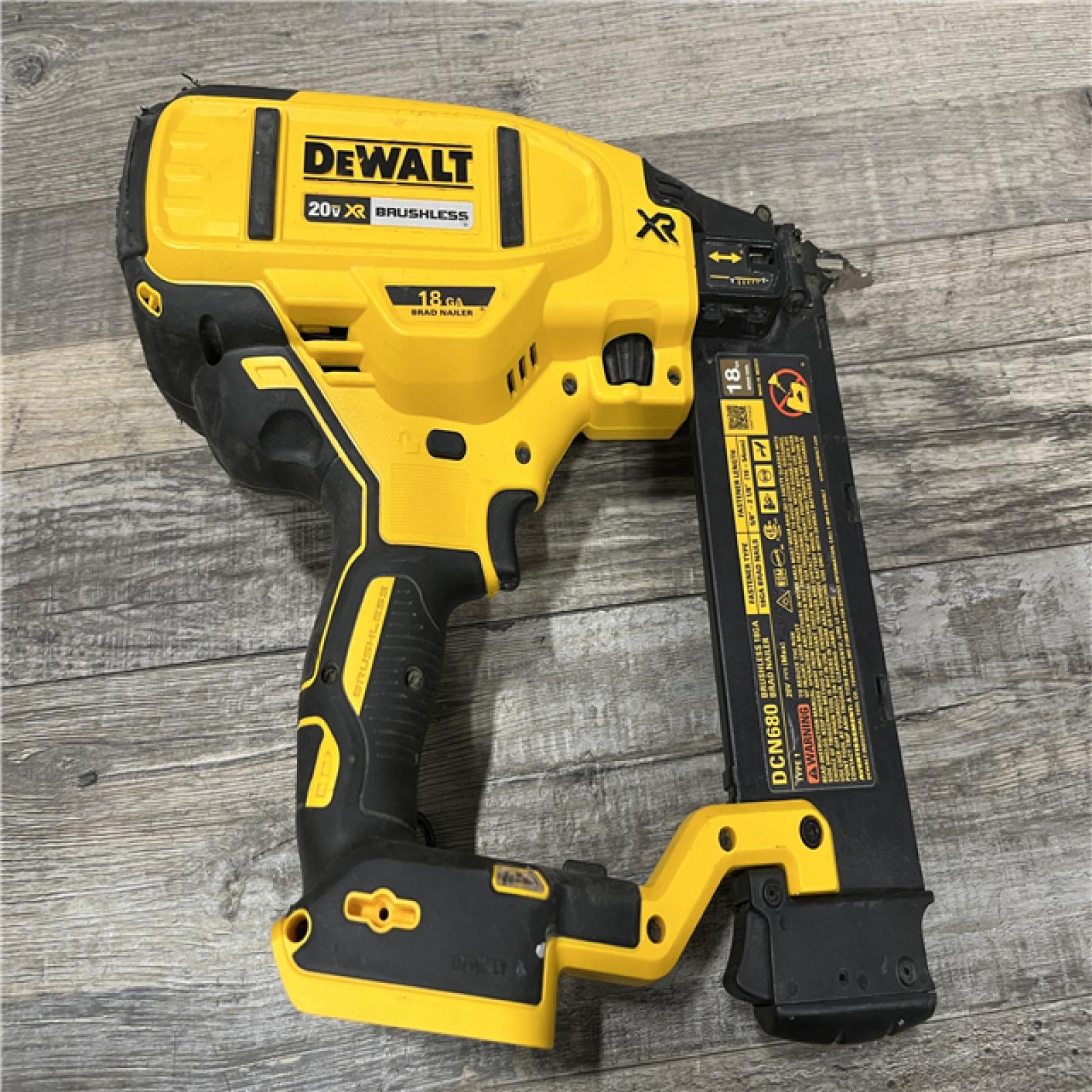 AS-IS DEWALT 20V MAX XR Lithium-Ion Electric Cordless 18-Gauge Brad Nailer (Tool Only)
