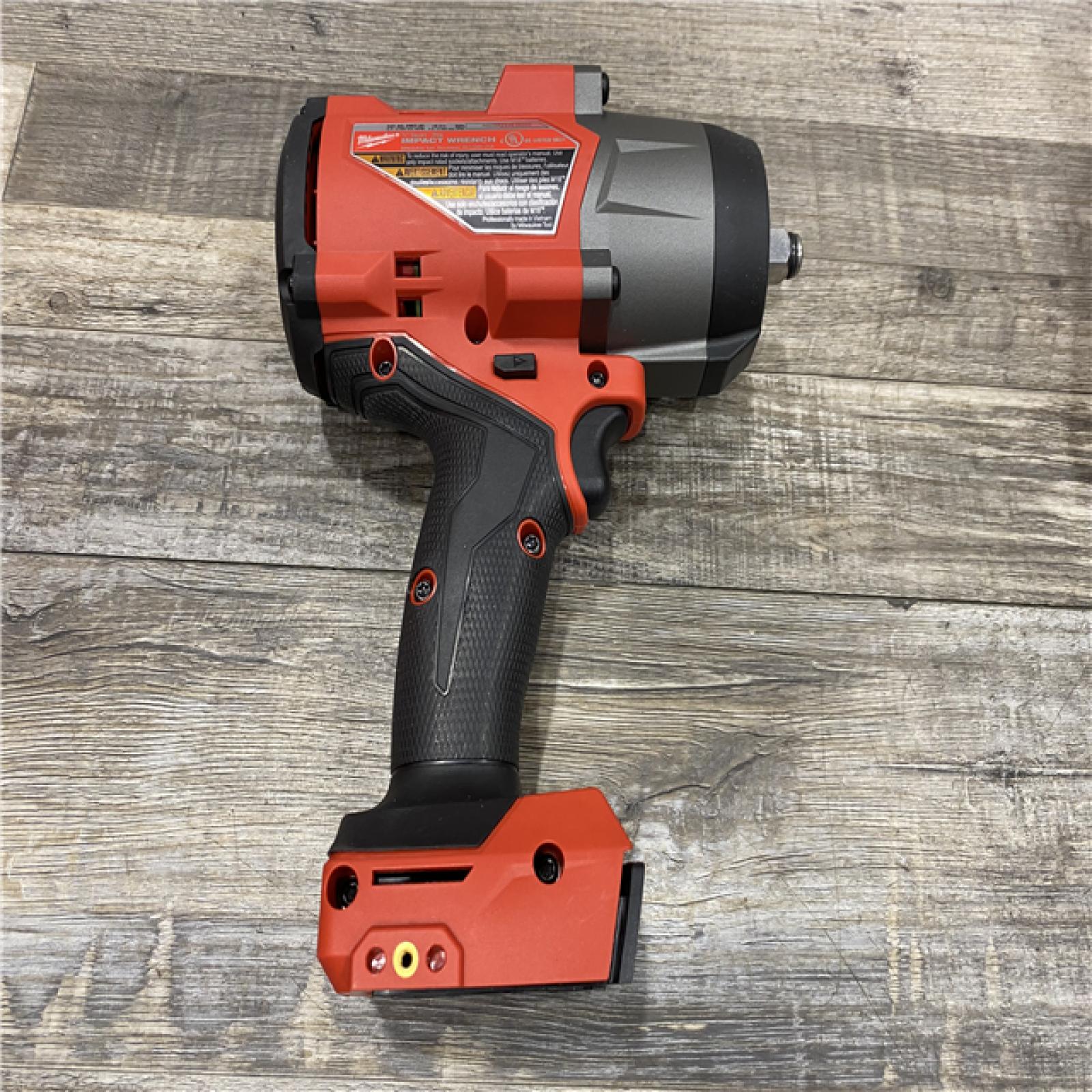 AS-IS Milwaukee FUEL 18V Lithium-Ion Brushless Cordless 1/2 in. Impact Wrench w/Friction Ring Kit