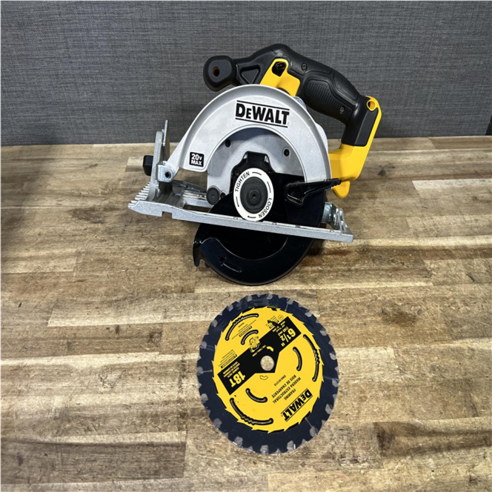 Houston Location AS-IS DEWALT 6-1/2'' 165MM CIRCULAR SAW (Tool-Only)