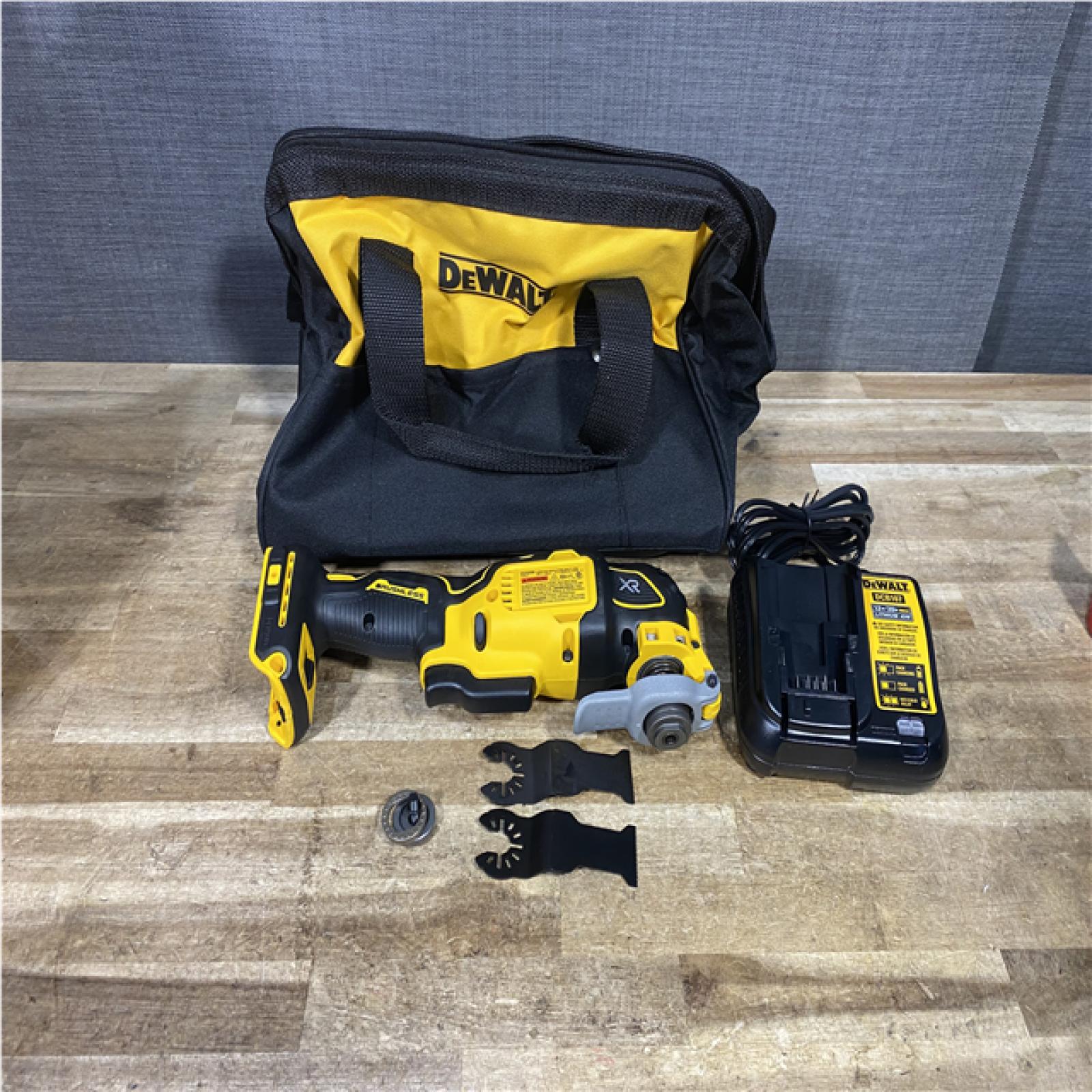Houston Location AS-IS DEWALT 20V MAX XR Cordless Brushless 3-Speed Oscillating Multi Tool Kit