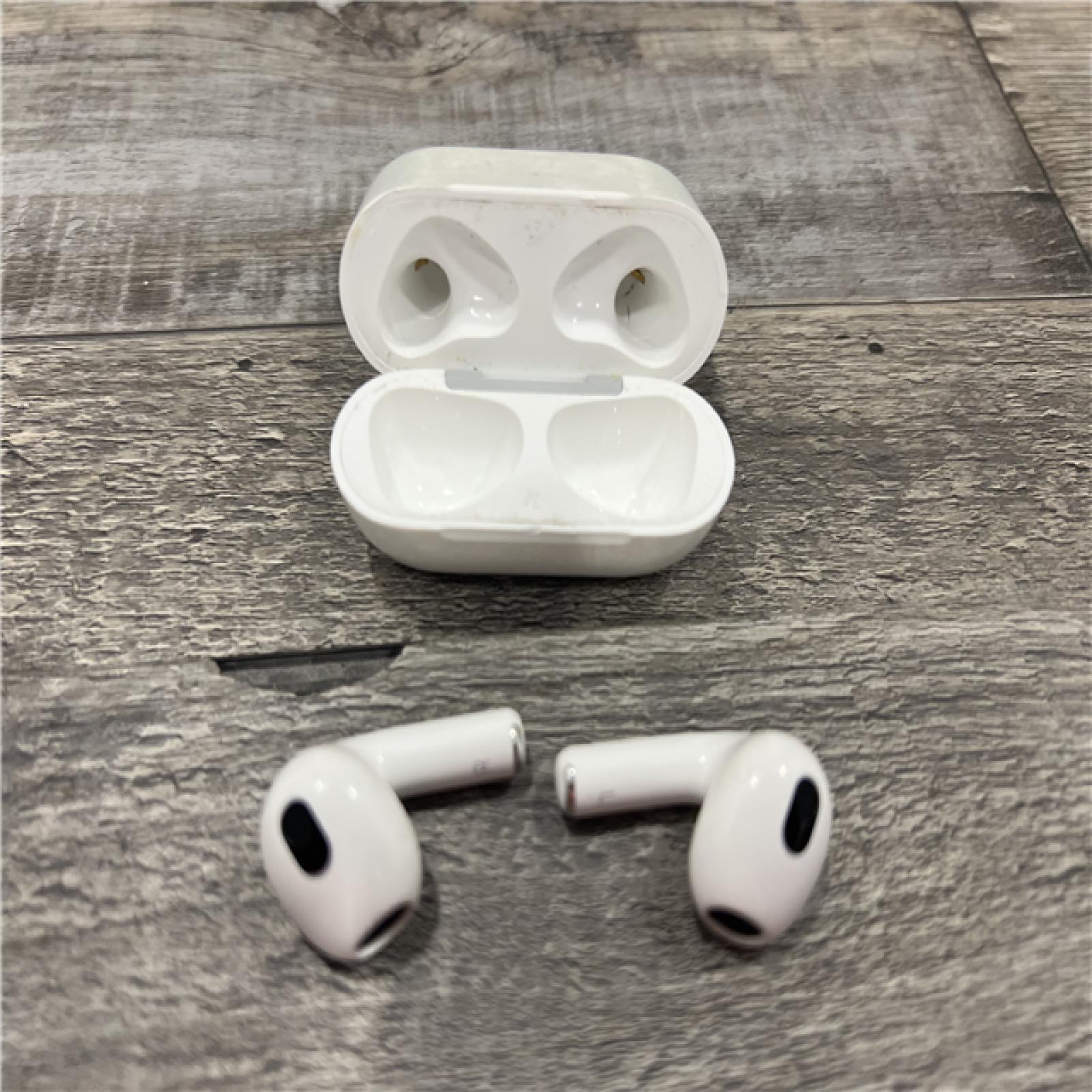 AS-IS AirPods (3rd Generation) with Lightning Charging Case