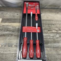 NEW - Milwaukee Pry Bar Set (4-Piece)