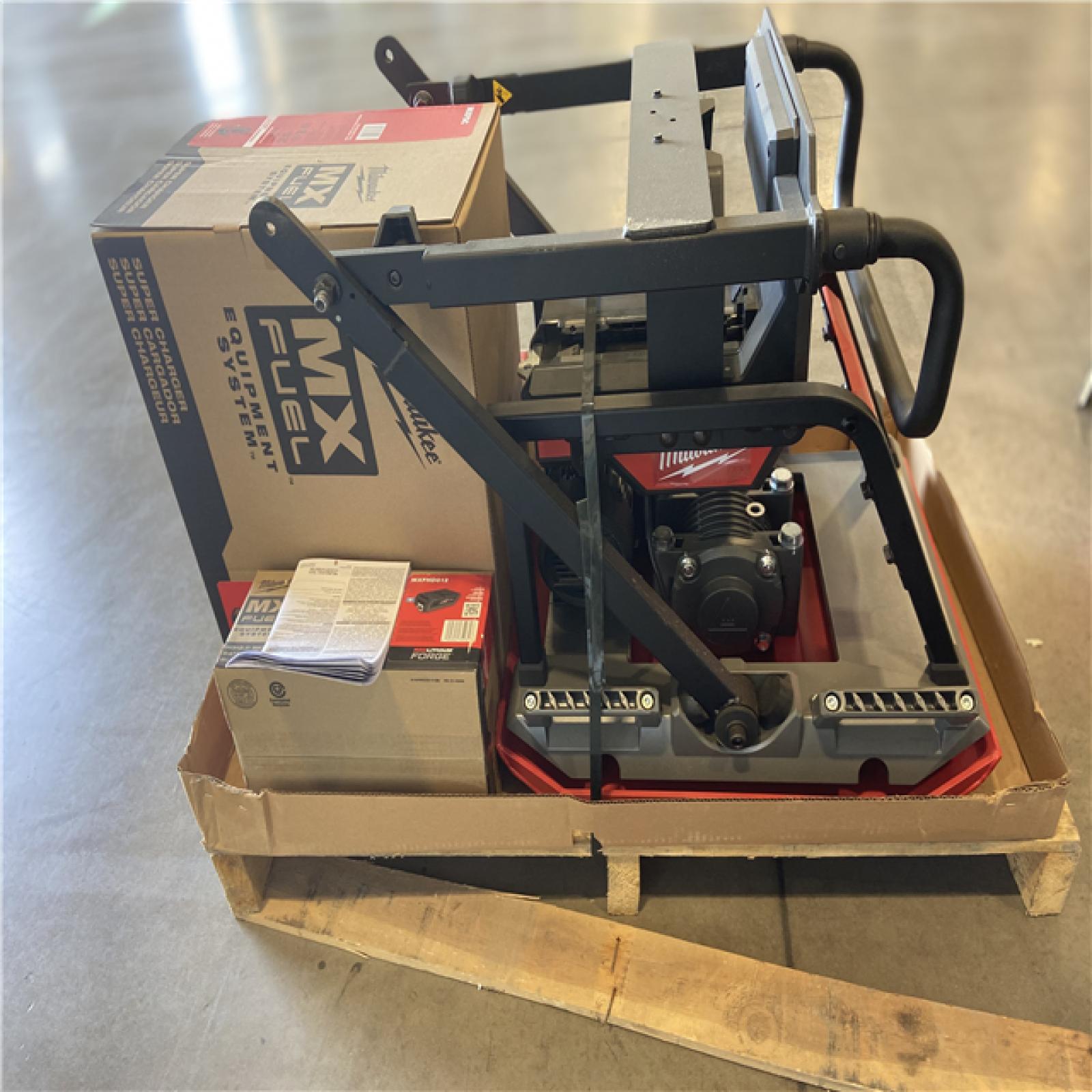 DALLAS LOCATION -  Milwaukee MX FUEL Lithium-Ion 20 in. Plate Compactor Kit