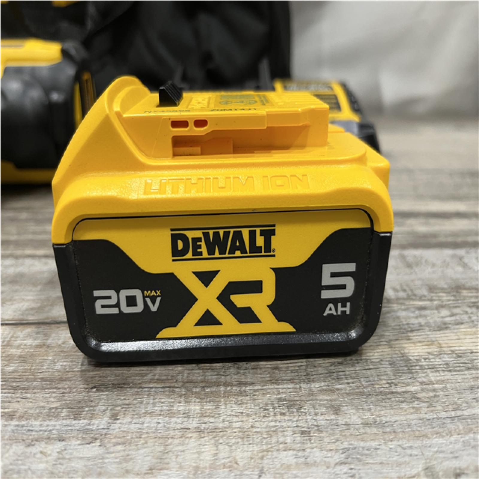 AS-IS DEWALT 20V MAX Lithium-Ion Cordless 1/2 in. Impact Wrench Kit