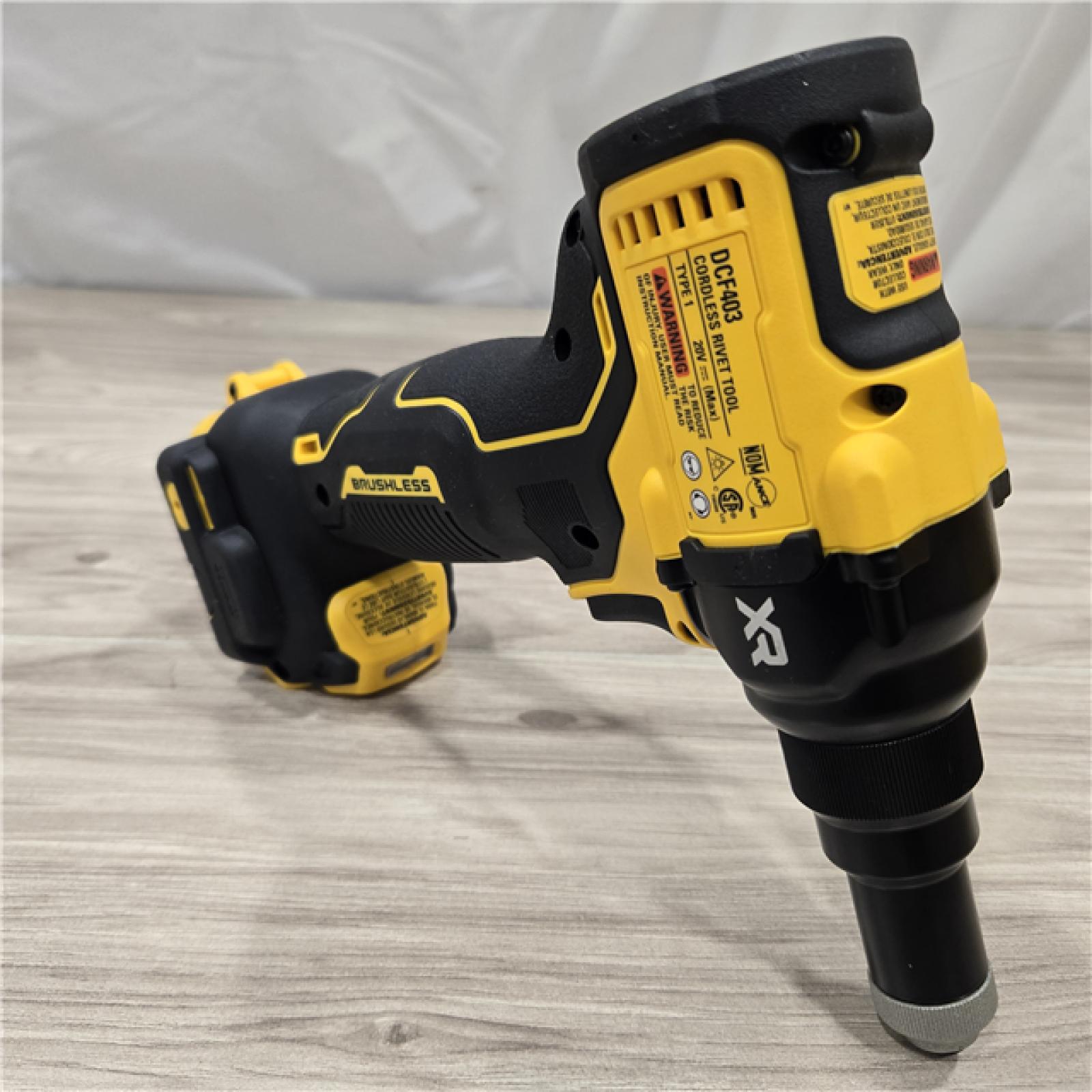 AS-IS DEWALT 20V MAX XR Cordless Rivet Tool (Tool Only) DCF403B
