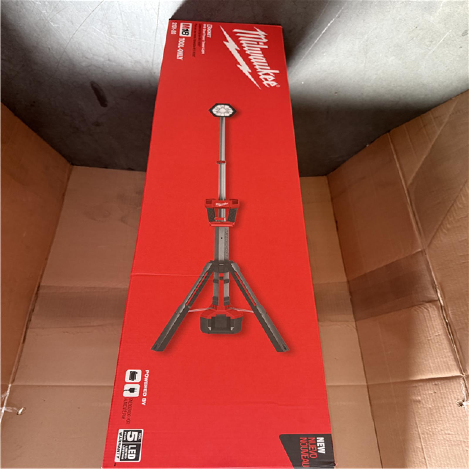California NEW Milwaukee M18 Dual Power Tower Light (Tool Only)