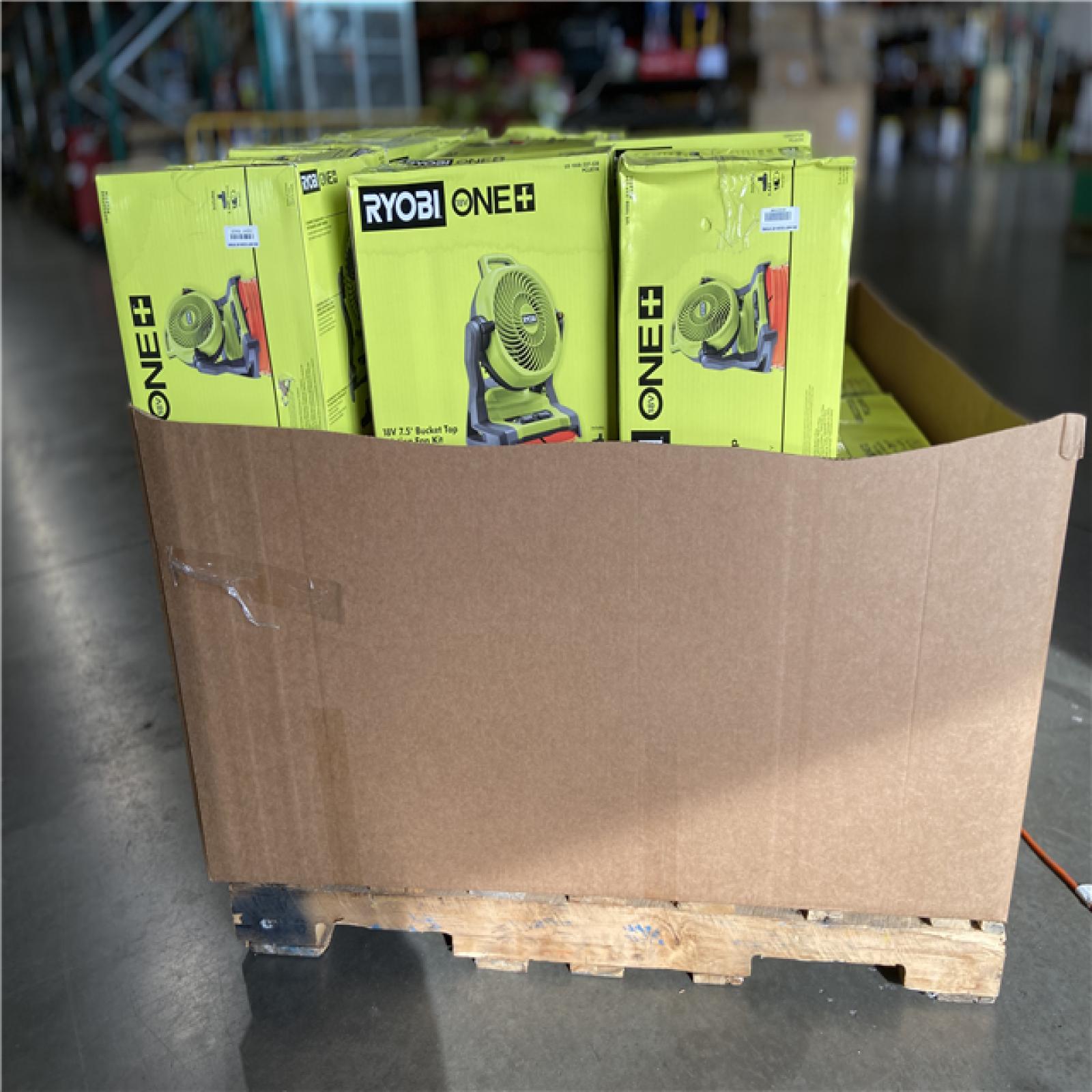 DALLAS LOCATION - RYOBI ONE+ 18V Cordless 7-1/2 in. Bucket Top Misting Fan Kit (20 UNITS)