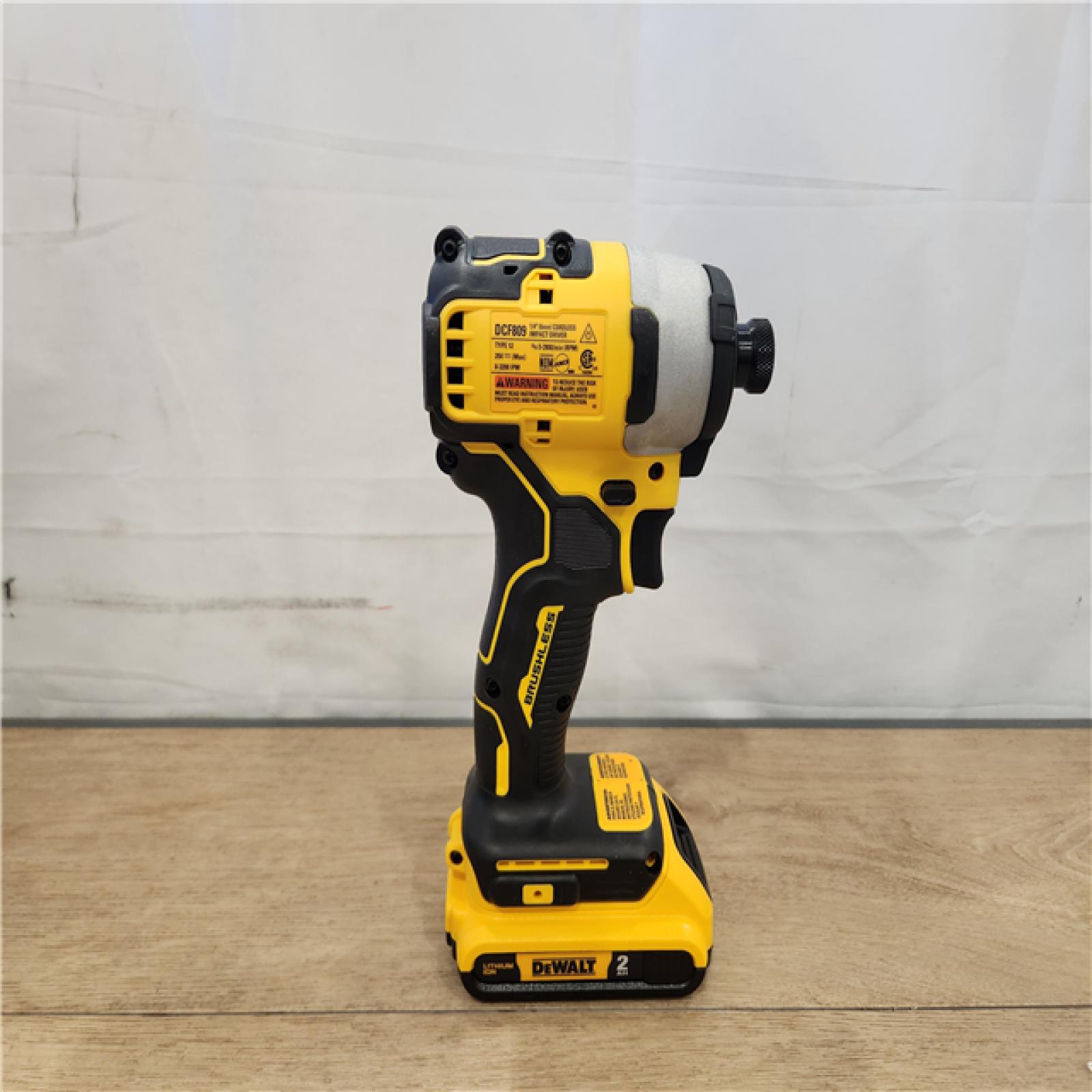 AS-IS- DEWALT ATOMIC 20V MAX* Brushless Cordless Compact 1/4 in. Impact Driver Kit