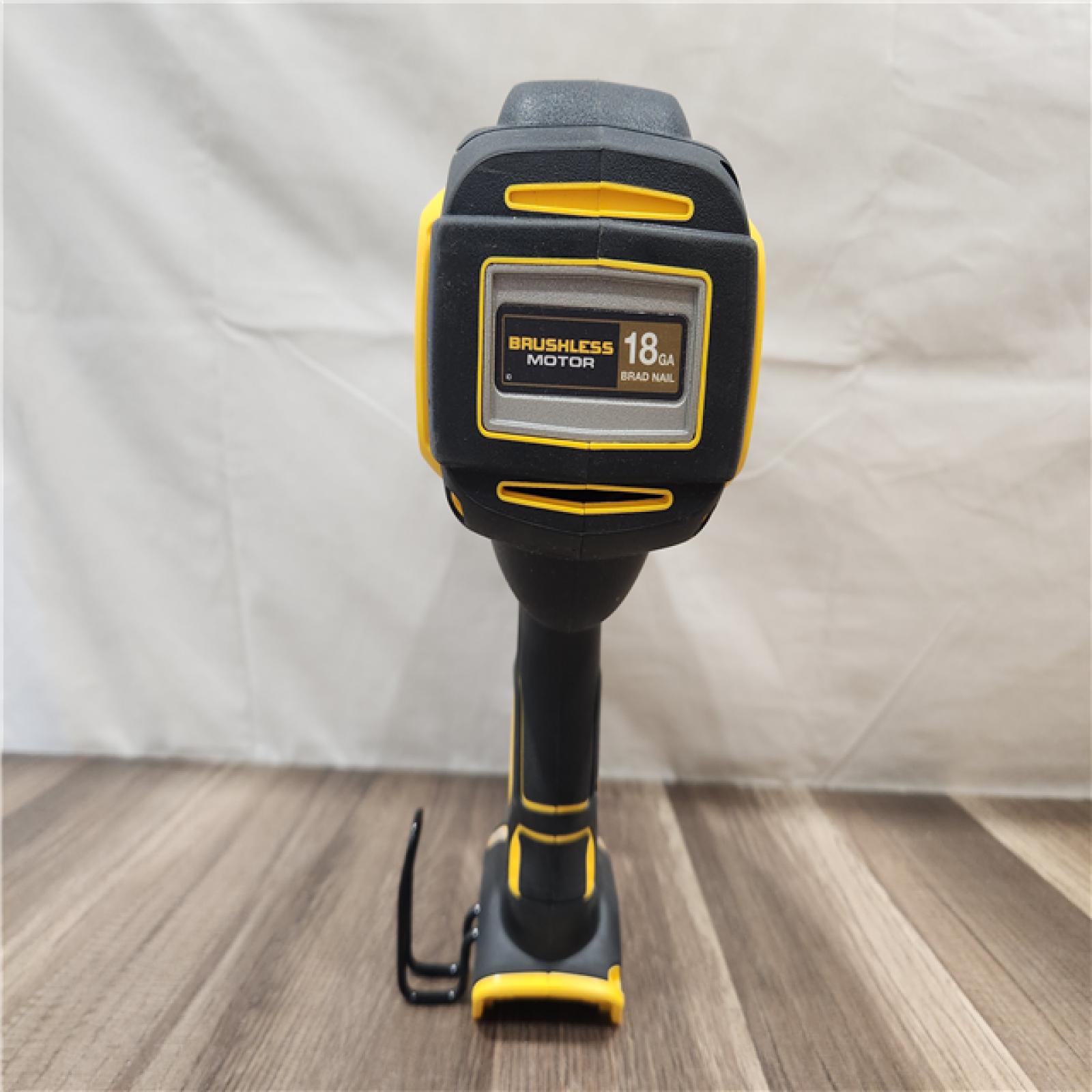 AS-IS- DeWalt 20V MAX XR Lithium-Ion Cordless 18-Gauge Brad Nailer (Tool Only)