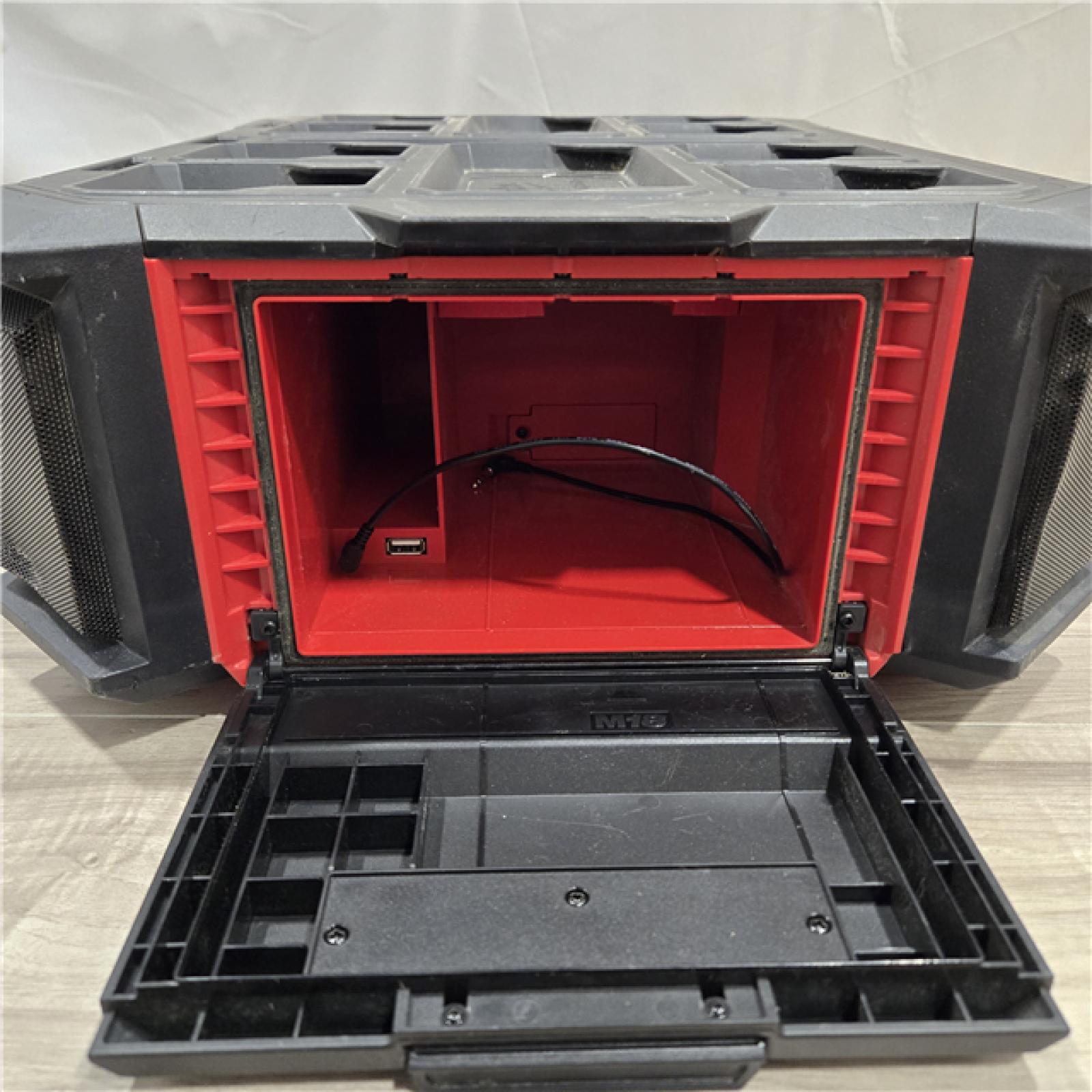 AS-IS Milwaukee 2950-20 18V M18 PACKOUT Cordless Radio + Charger (Tool Only)