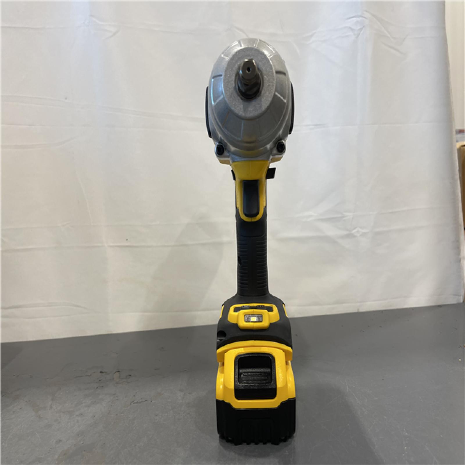 AS-IS - Dewalt 20V MAX Lithium-Ion Cordless 1/2 in. Impact Wrench Kit