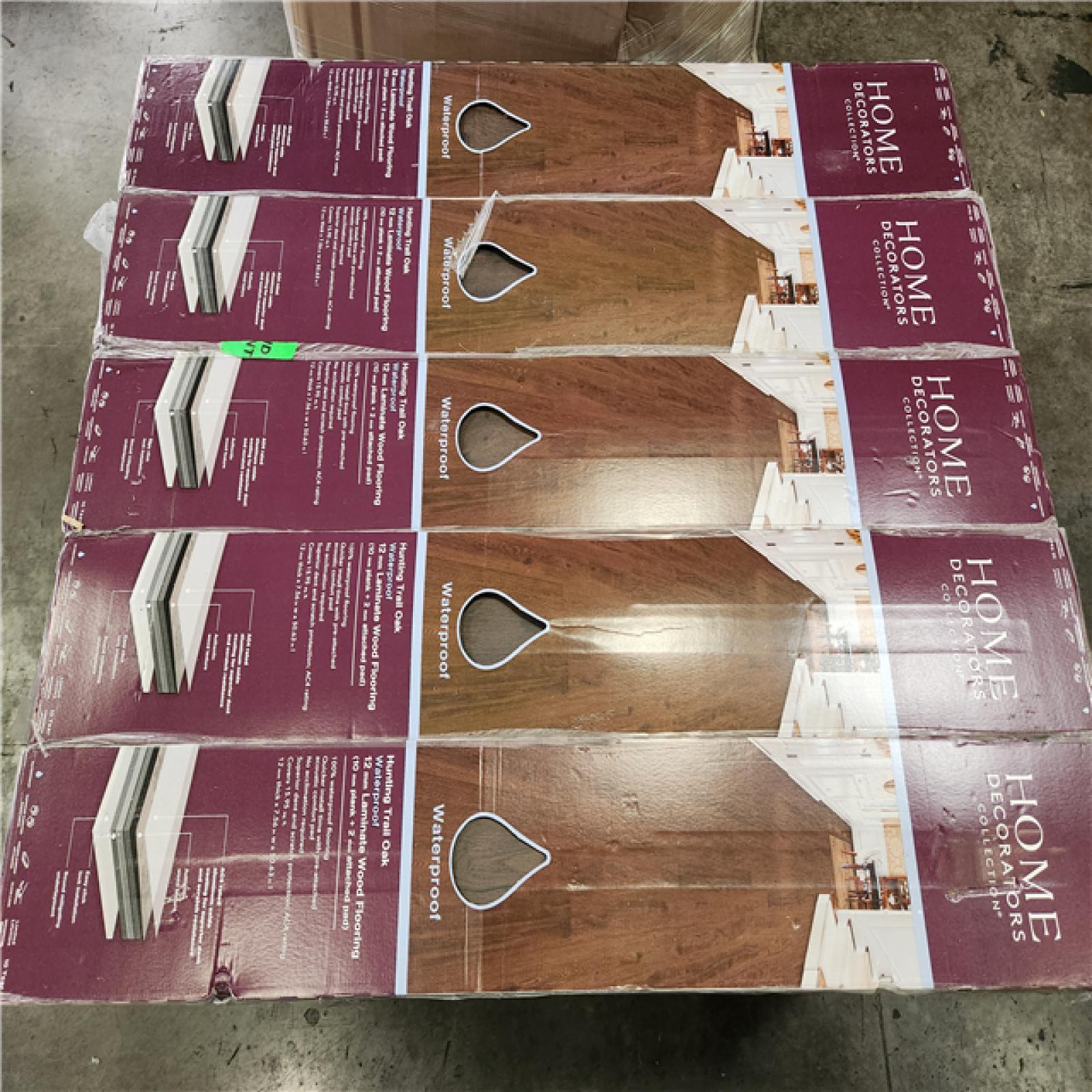 Phoenix NEW Home Decorators Collection Hunting Trail Oak 12mm T x 7.56 in. W Waterproof Laminate Wood Flooring (558 sq. ft./35 Case)