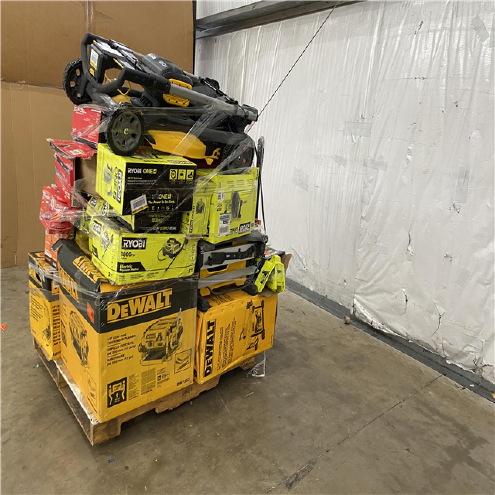 Houston Location AS IS - Tool Pallet