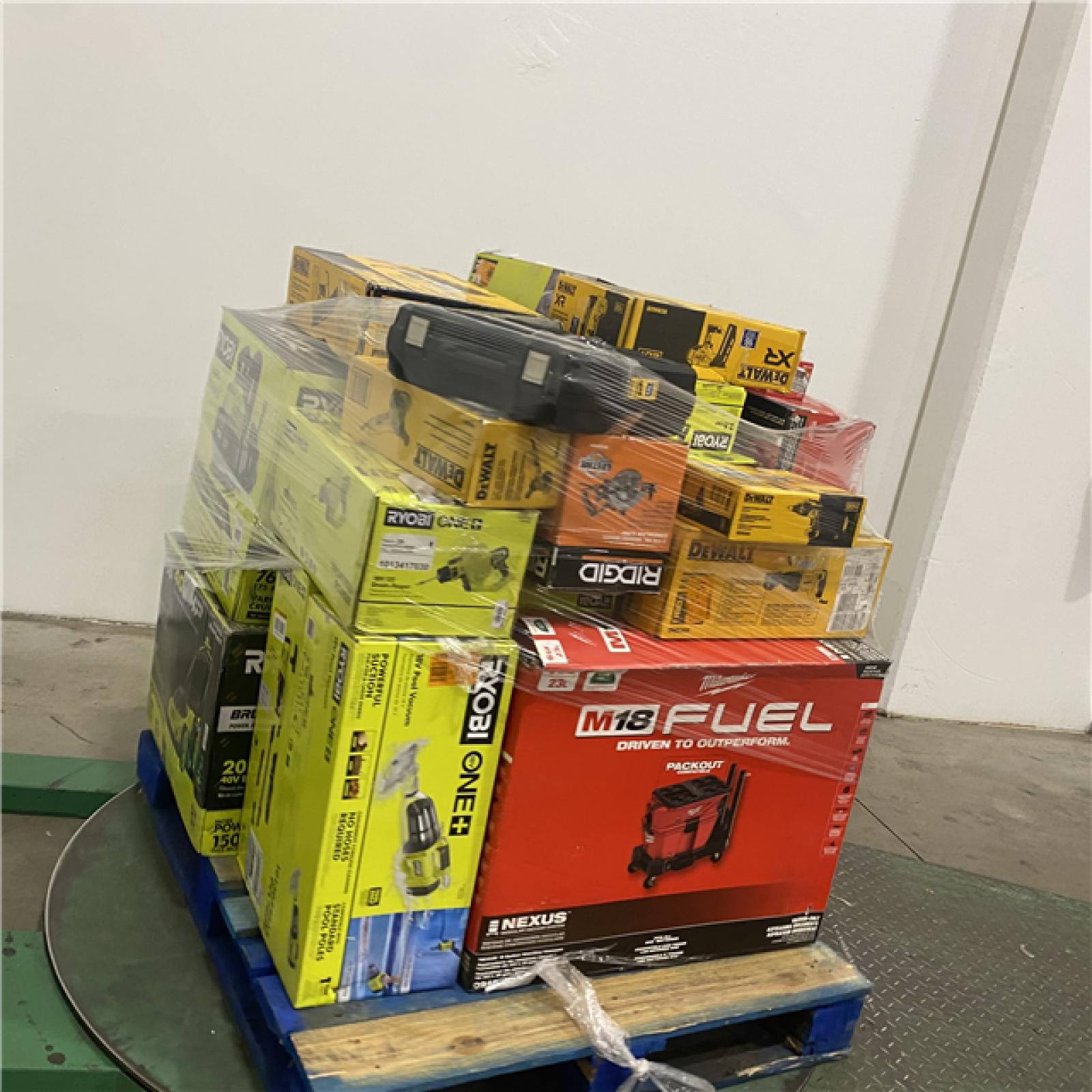 Dallas Location - As-Is Tool Pallet