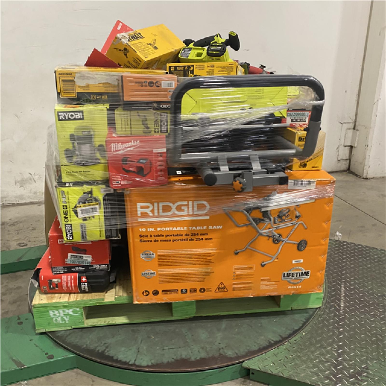 Dallas Location - As-Is Tool Pallet