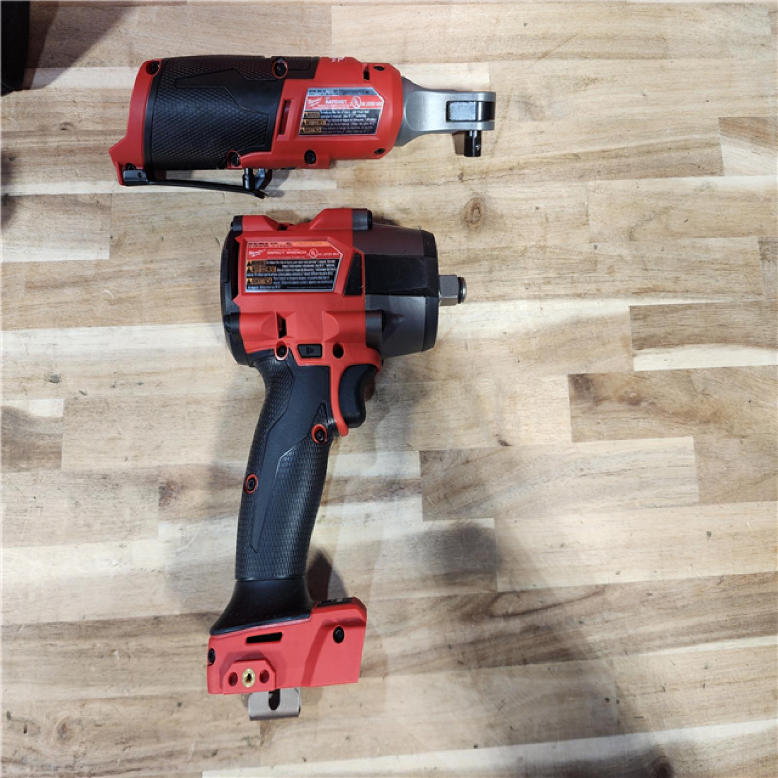 HOUSTON LOCATION - AS-IS Milwaukee FUEL 18V Cordless Mid Torque 1/2 in. Impact Wrench w/ M12 FUEL 3/8 in. Ratchet & Battery/Charger Combo Kit