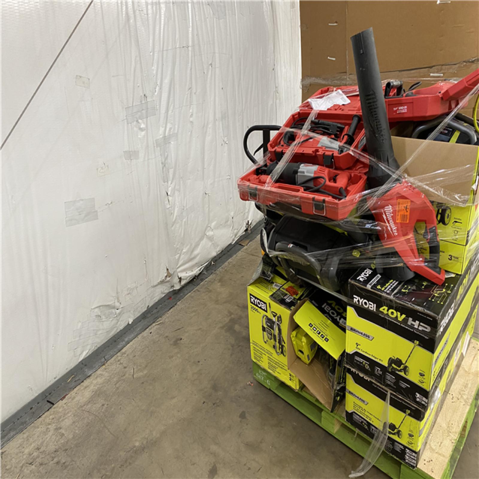 Houston Location AS IS - Tool Pallet