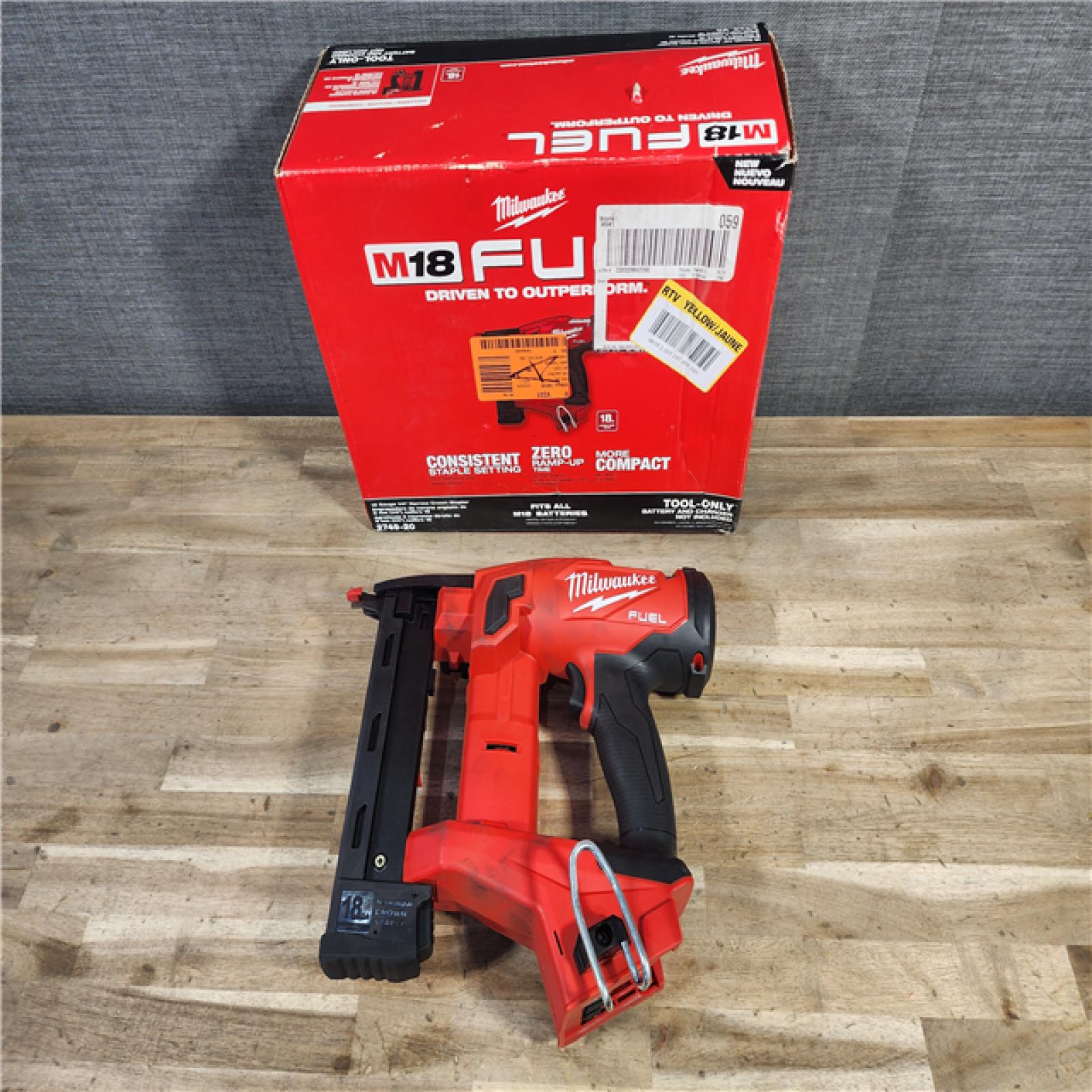 HOUSTON LOCATION - AS-IS MILWAUKEE FUEL 18-Volt Lithium-Ion Brushless Cordless 18-Gauge 1/4 in. Narrow Crown Stapler (Tool-Only)