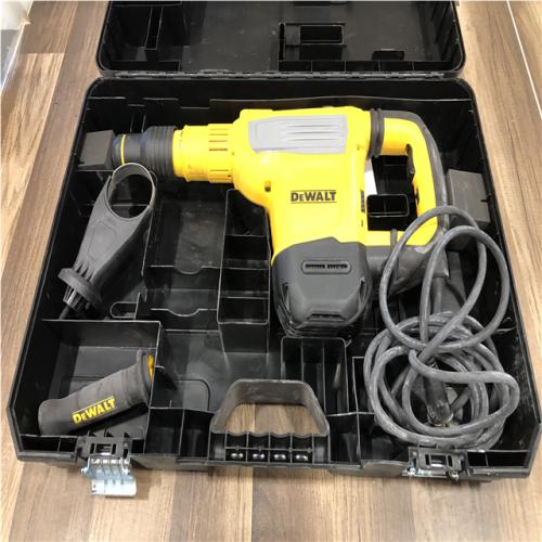 AS-IS DeWalt 1-3/4 in. SDS MAX Combination Rotary Hammer Kit with Case and Side Handle