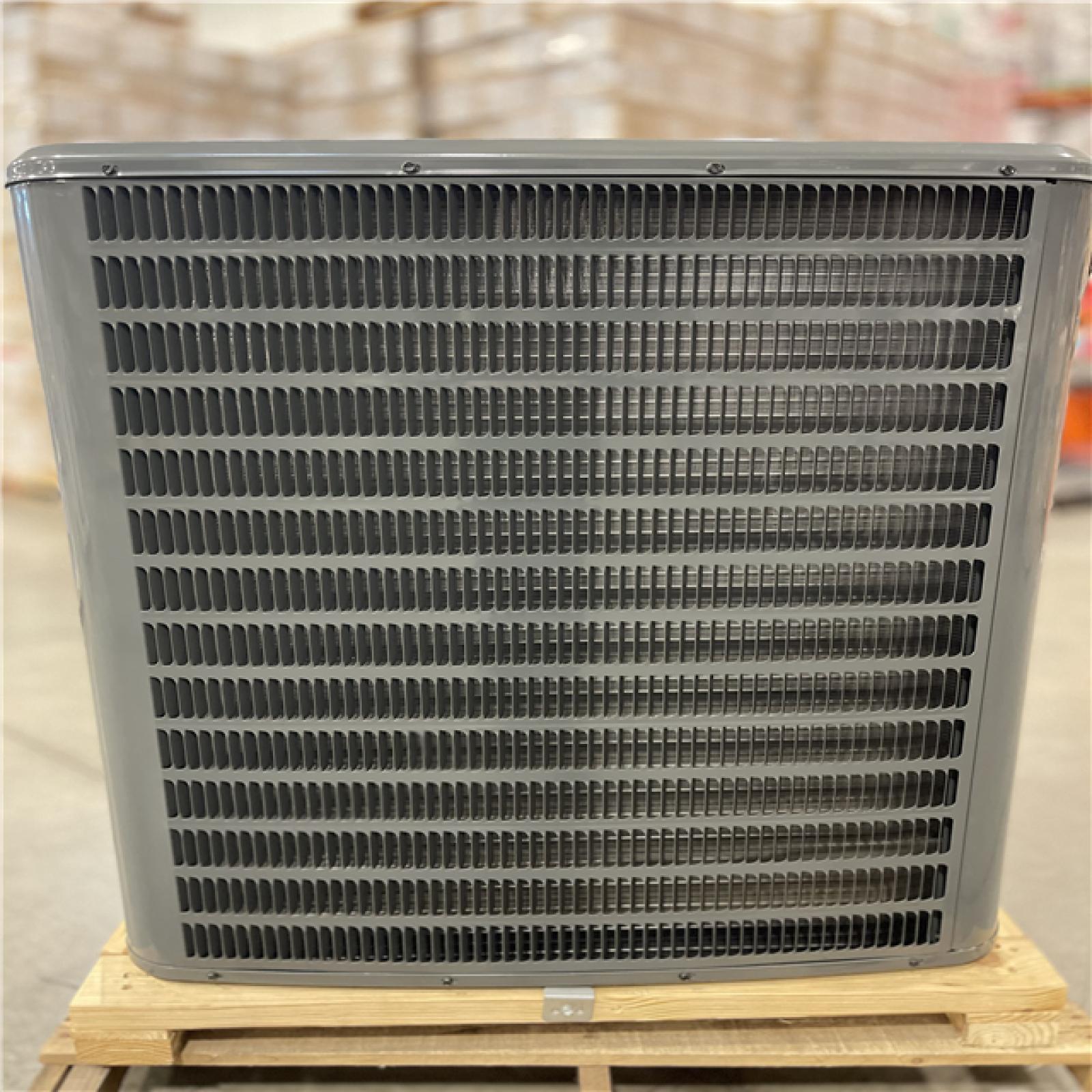 DALLAS LOCATION - Goodman® 2.5 Ton 16 Seer2 Heat Pump - R32 Refrigerant