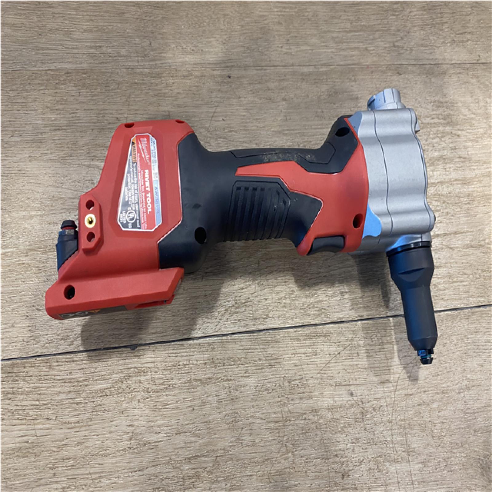 as-is Milwaukee 12-Volt Lithium-Ion Cordless Rivet Tool (Tool-Only)