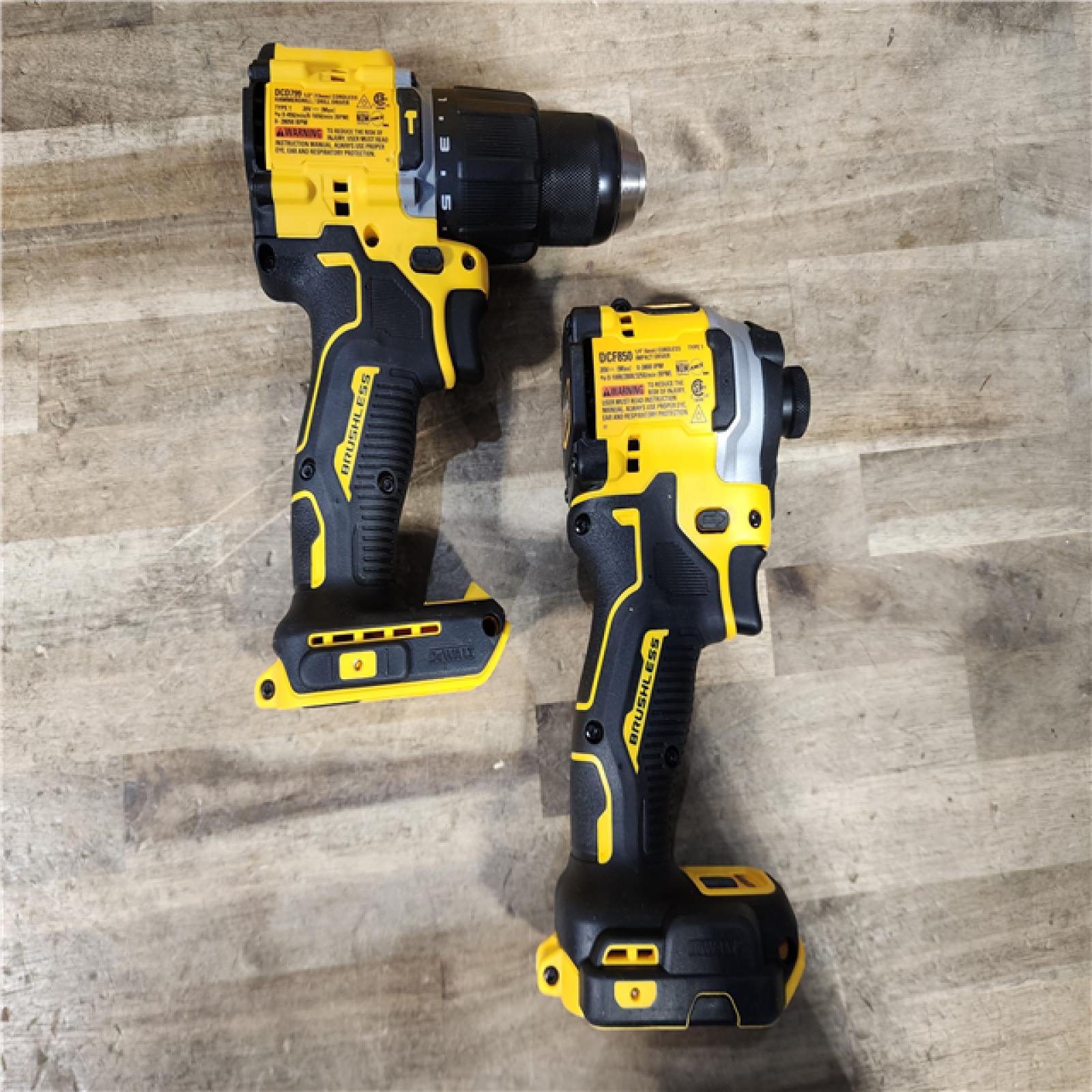 HOUSTON LOCATION - AS-IS (APPEARS LIKE NEW) DEWALT ATOMIC 20V MAX Lithium-Ion Cordless 2-Tool Combo Kit