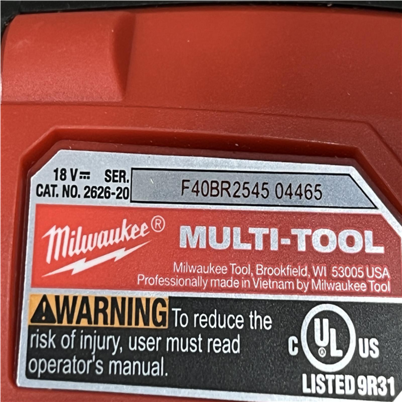 AS-IS Milwaukee 18V Lithium-Ion Cordless Oscillating Multi-Tool Kit