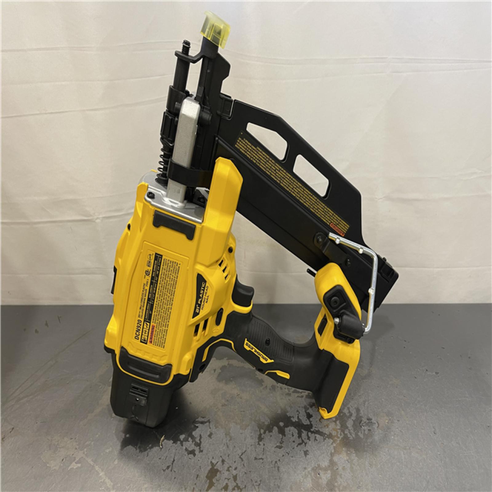 AS-IS- DeWalt 20-Volt 21° Cordless Framing Nailer