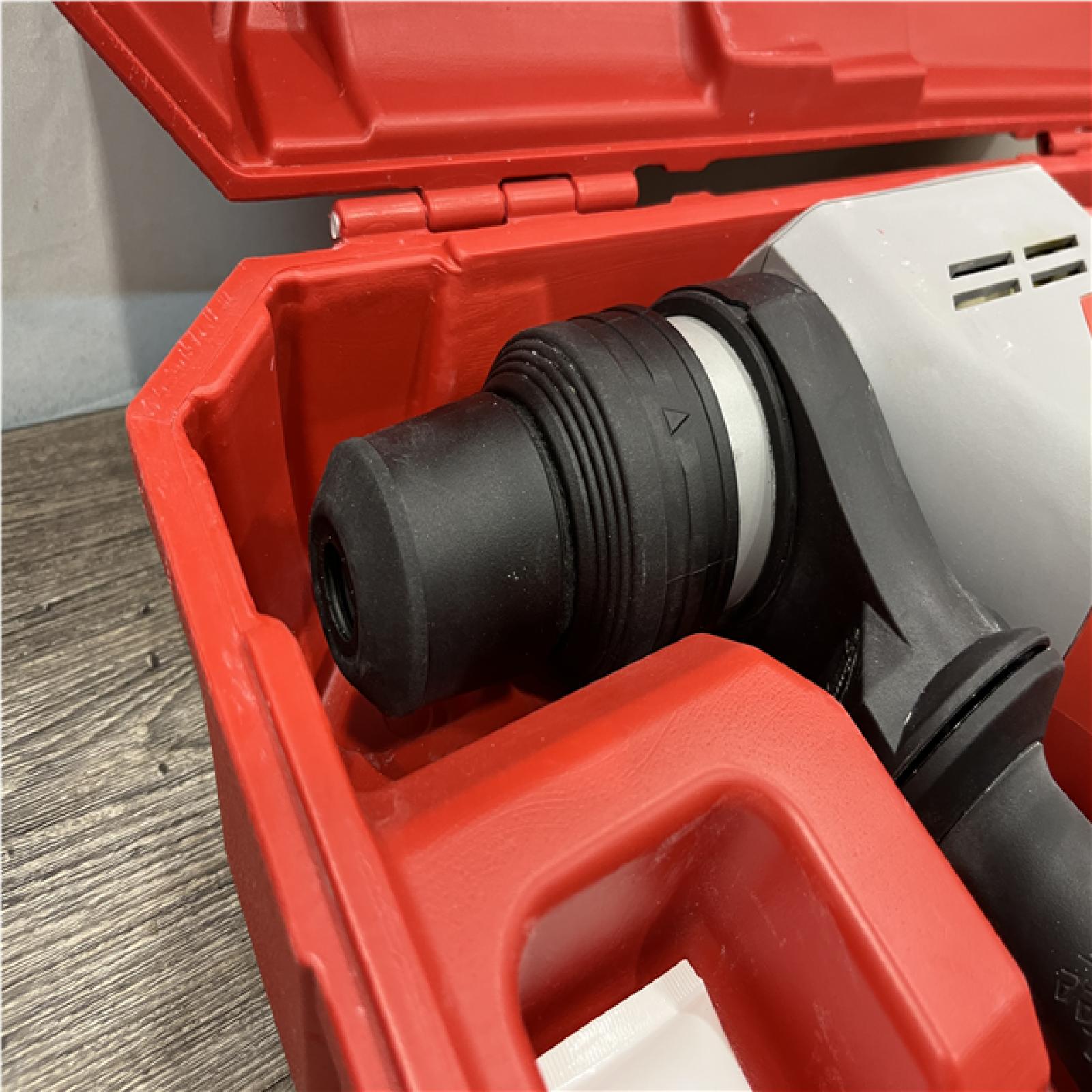 AS-IS Milwaukee 1-9/16 in. SDS-Max Rotary Hammer