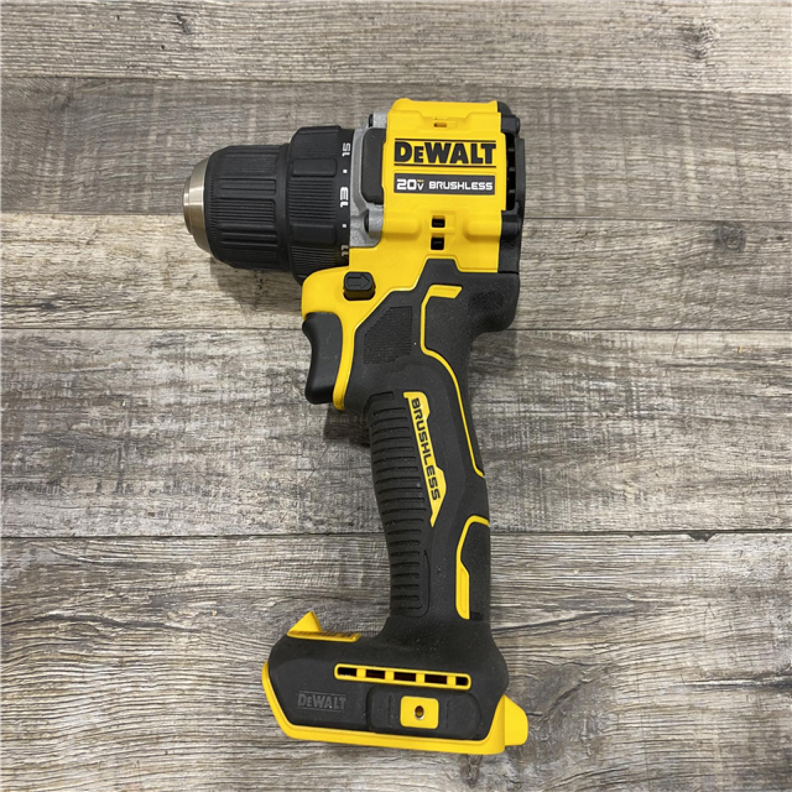 AS-IS DEWALT Atomic 20V Lithium-Ion Cordless Compact 1/2 in. Drill/Driver Kit
