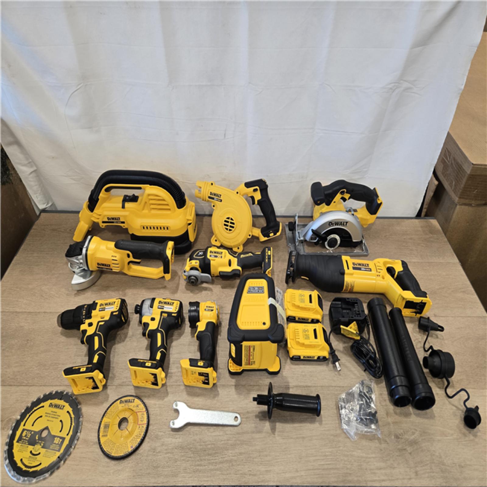 AS-IS DEWALT 20V Max Lithium-Ion 10-Tool Cordless Combo Kit