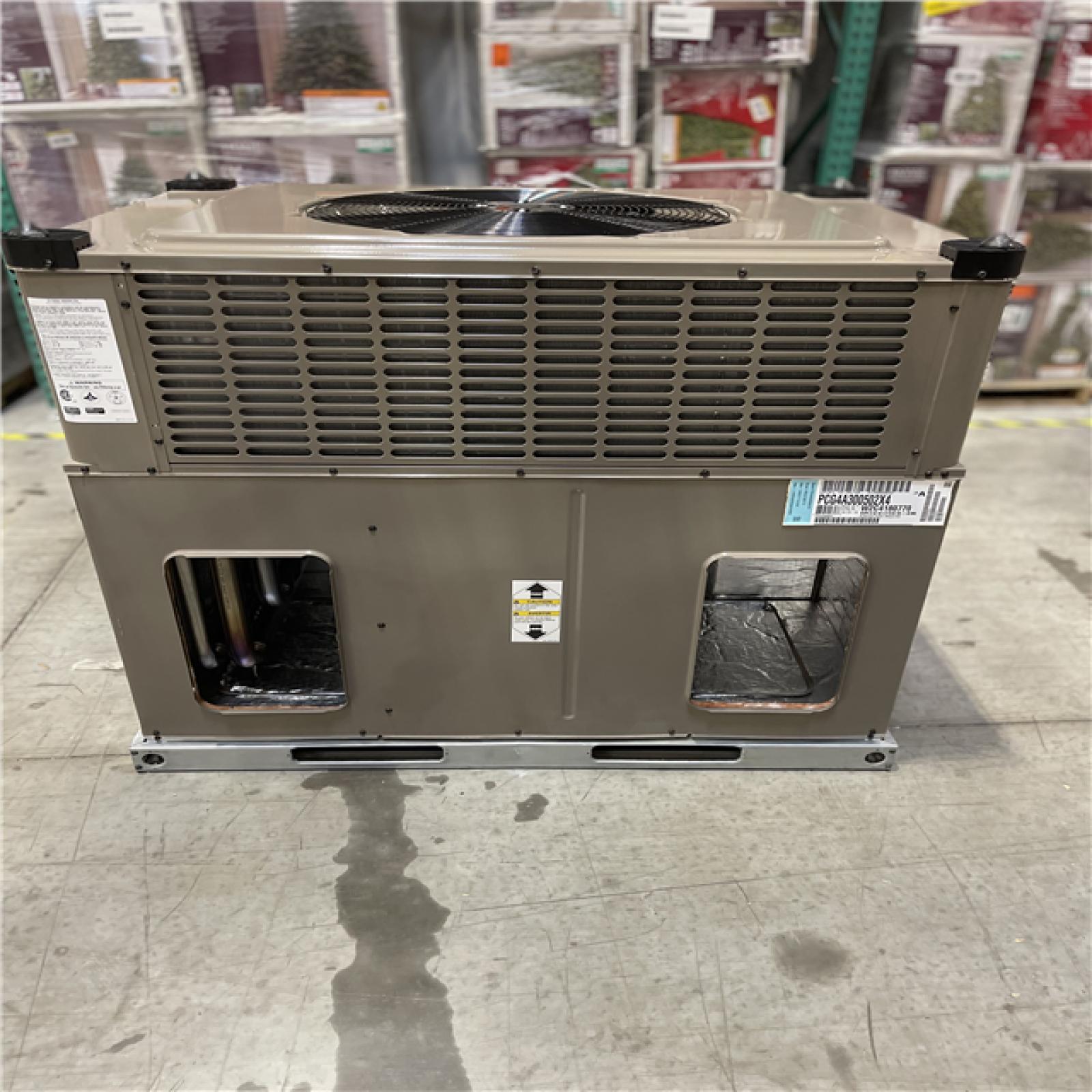 DALLAS LOCATION - JOHNSON CONTROLS RESPK AC GS 14S (2 5T) R410A 230 1-Stage Packaged Air Conditioner