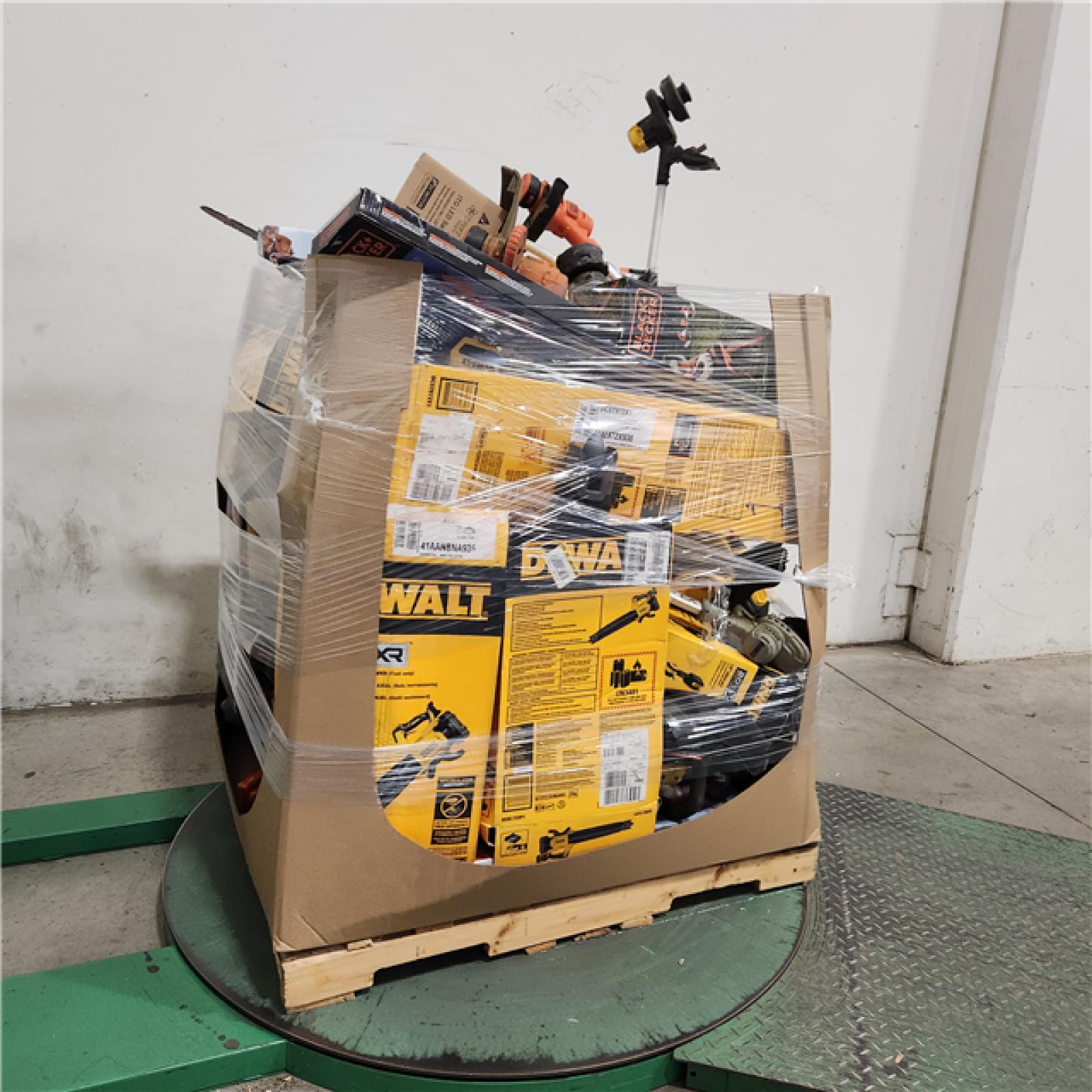Dallas Location - As-Is DEWALT Tool Pallet